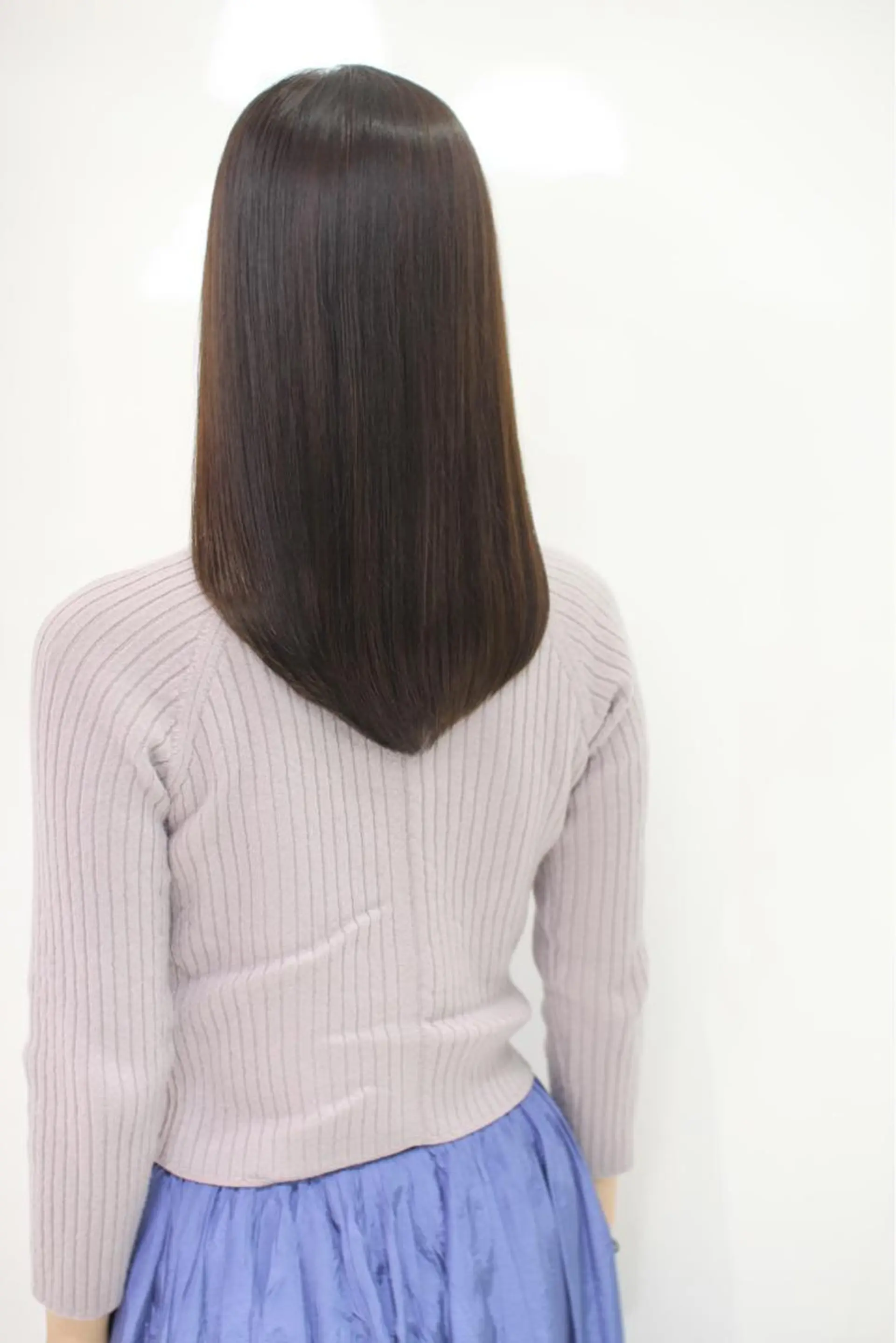 セミロング 髪質改善 トリートメント due(ドゥーエ）所属・onishi yoshinaoのヘアスタイル