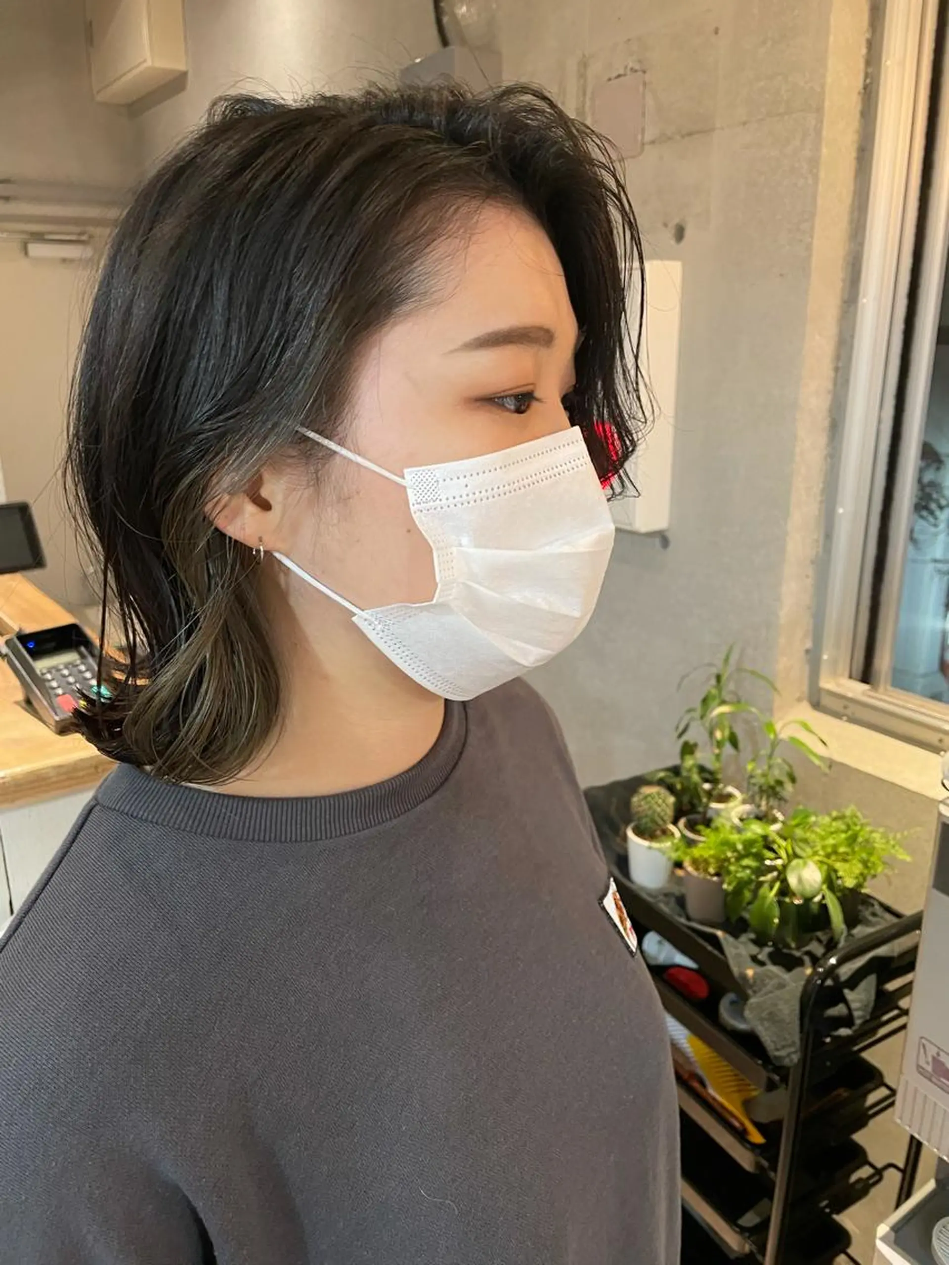 ミディアム カラー グレージュ カット ヘアカラー トリートメント しのはら まどかのヘアスタイル