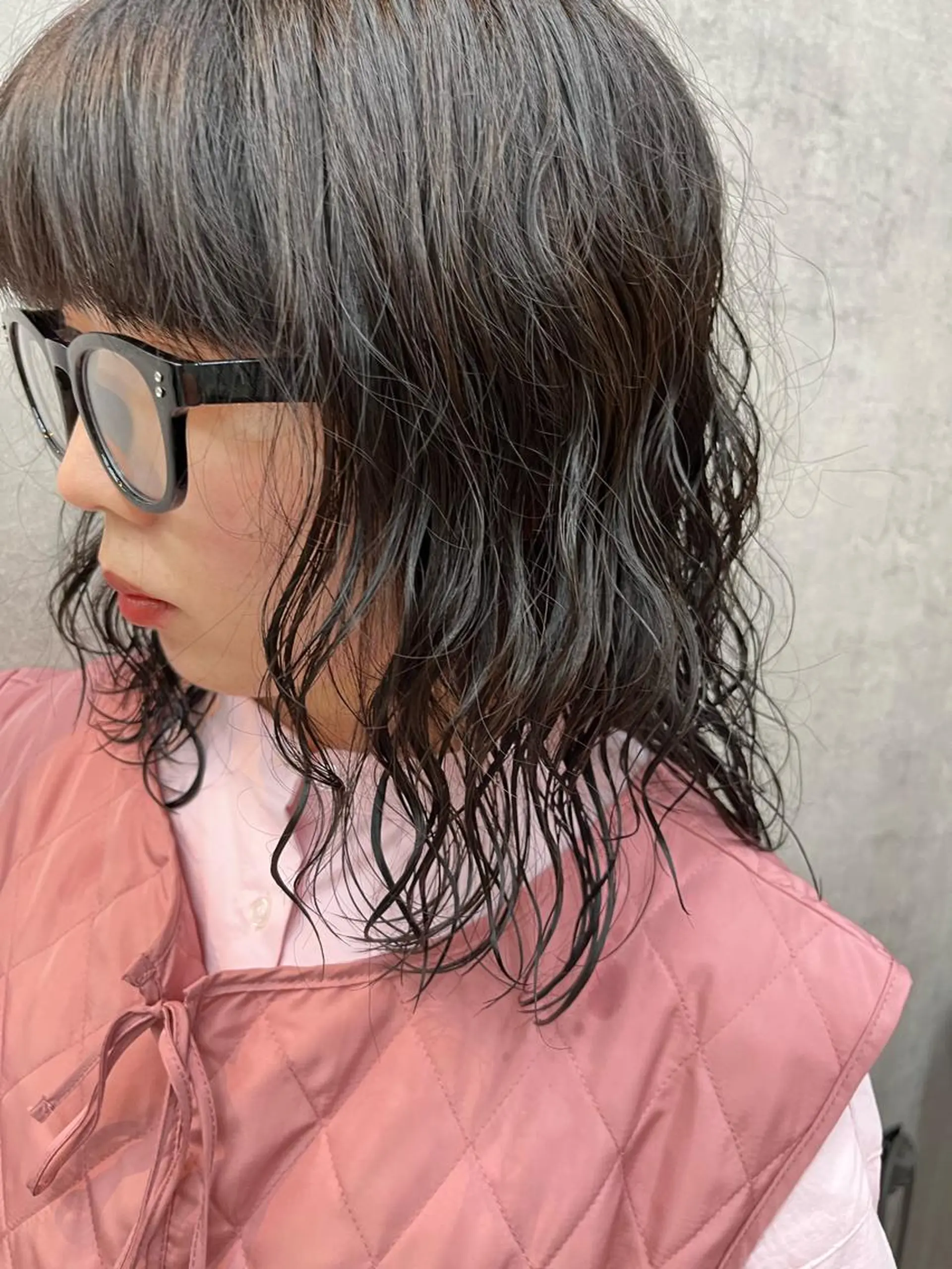 カラー 田川 華奈のヘアスタイル