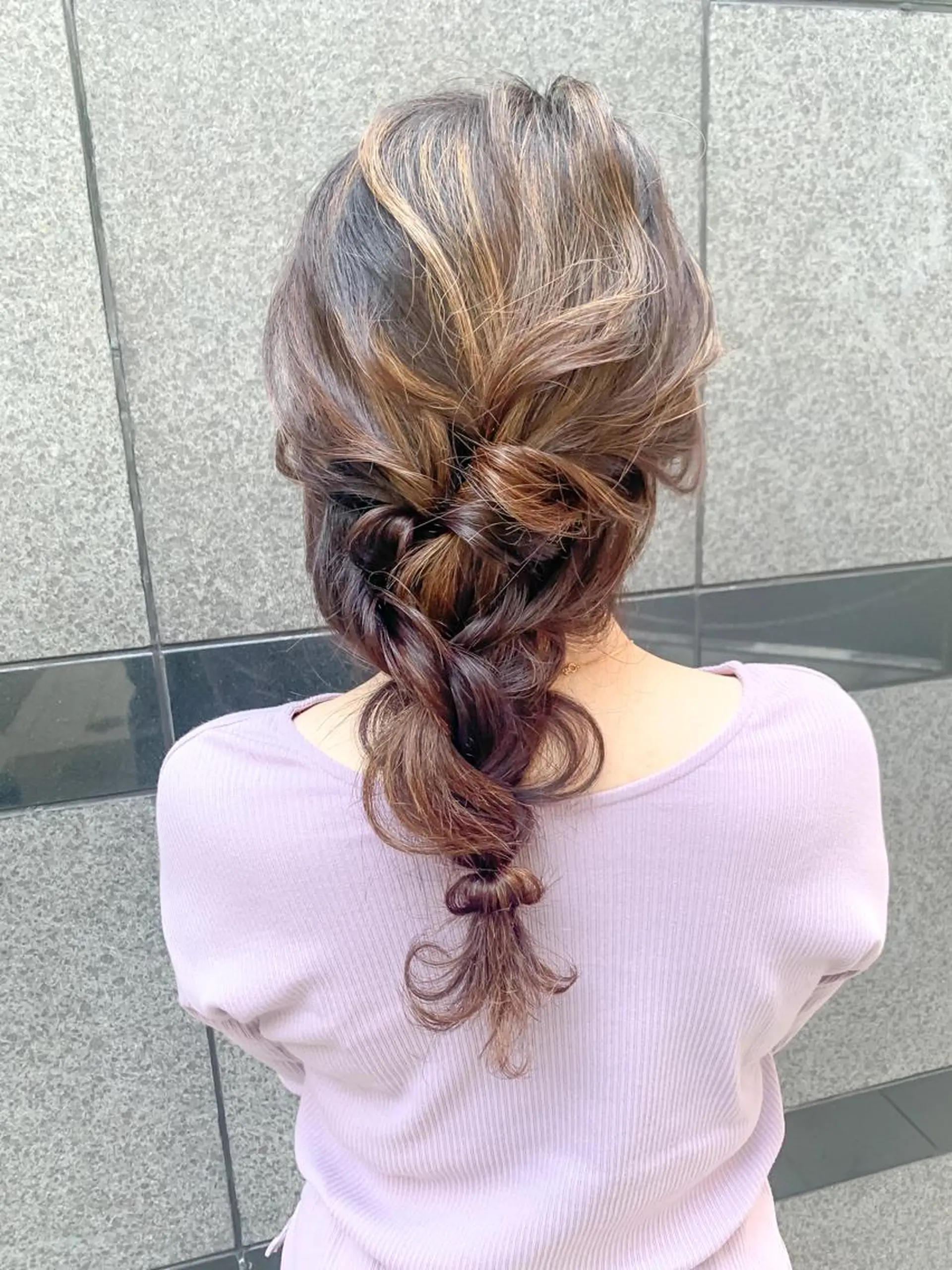 セミロング ヘアアレンジ 飯塚 沙衣のヘアスタイル