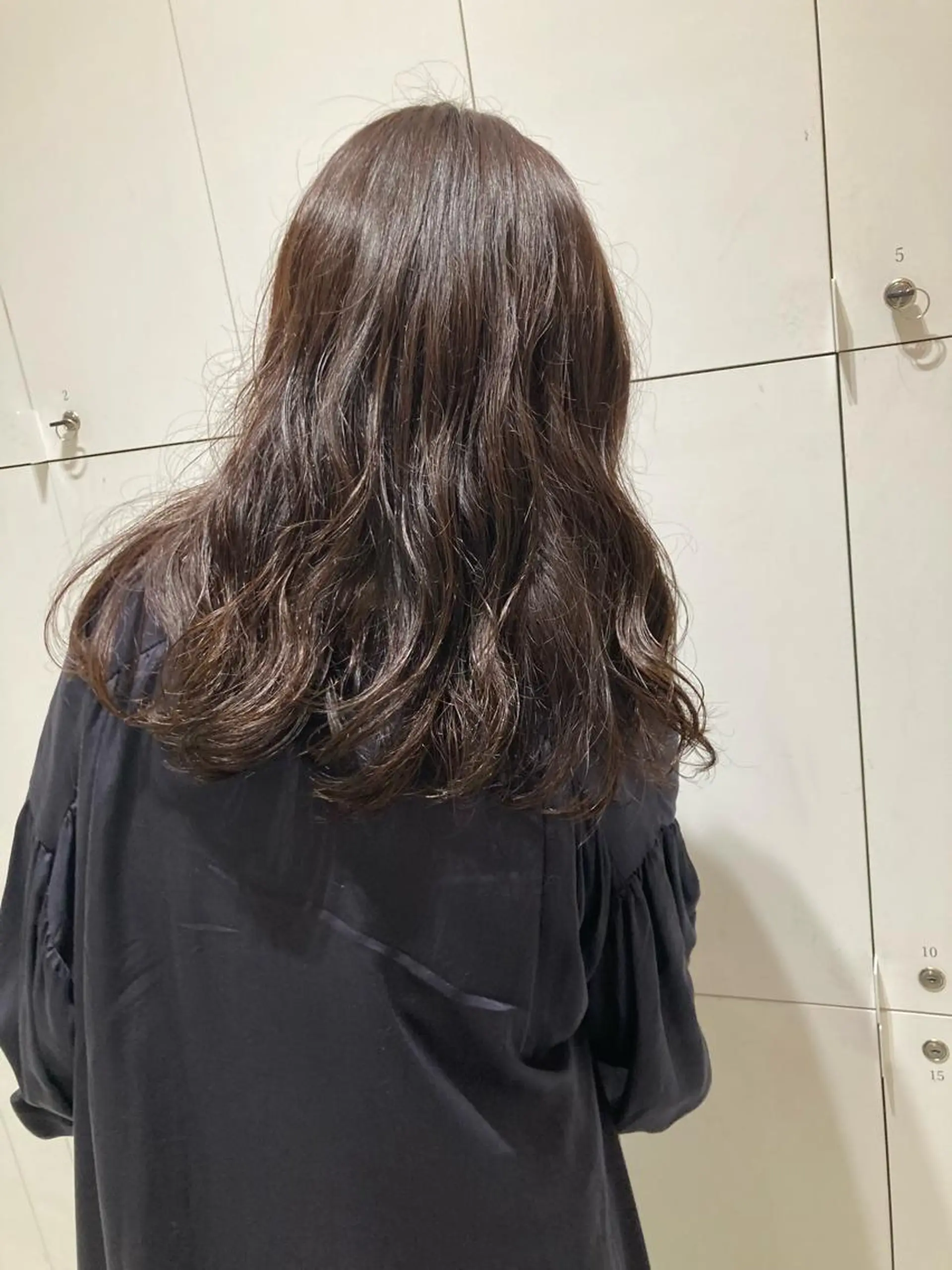 ロング カラー ヘアカラー オリーブカラー🫧 nanohaのヘアスタイル