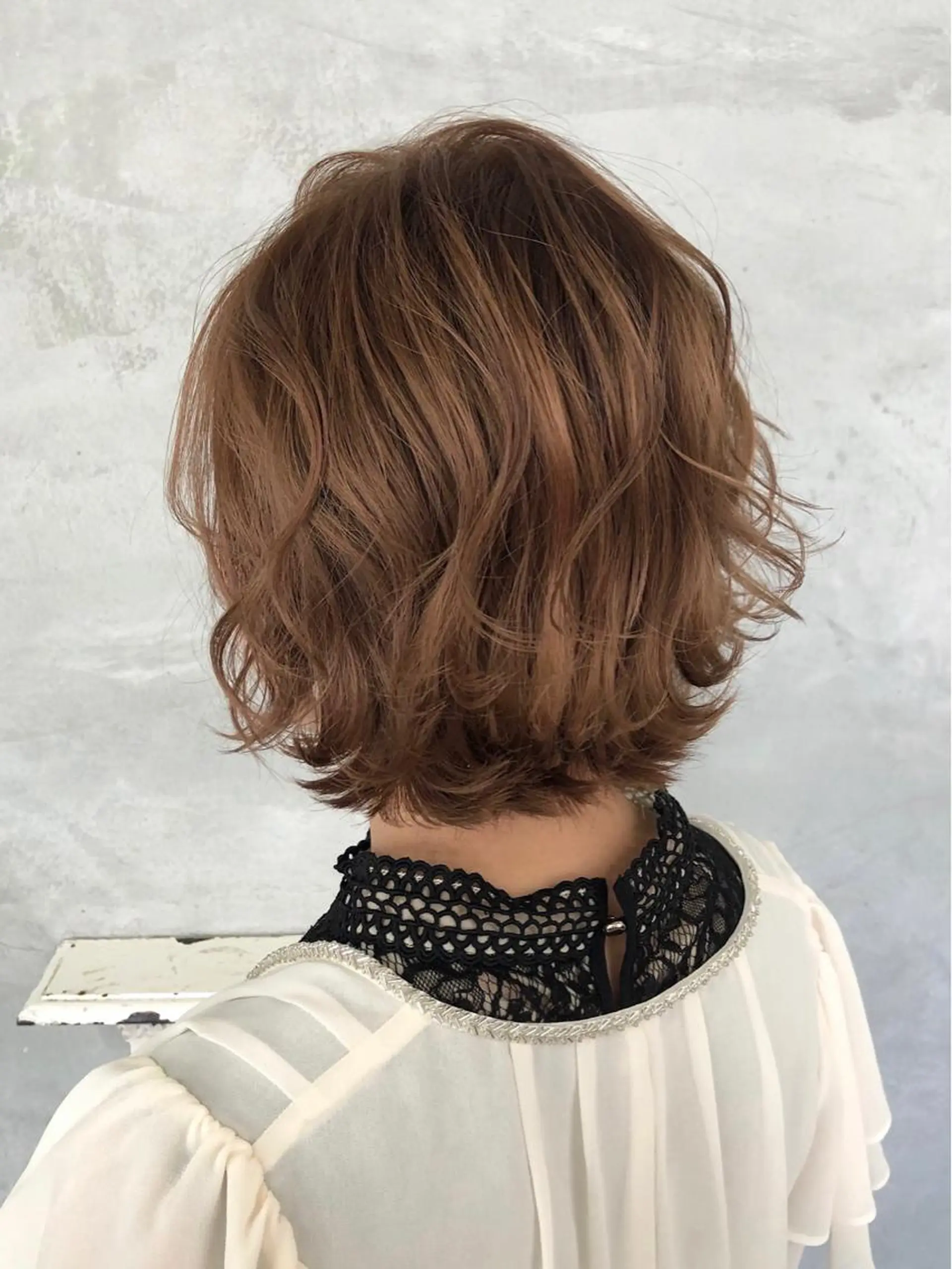 ショート ヘアアレンジ ボブ ヘアセット 暖色/ピンクブラウン 🌷岡田真季のヘアスタイル