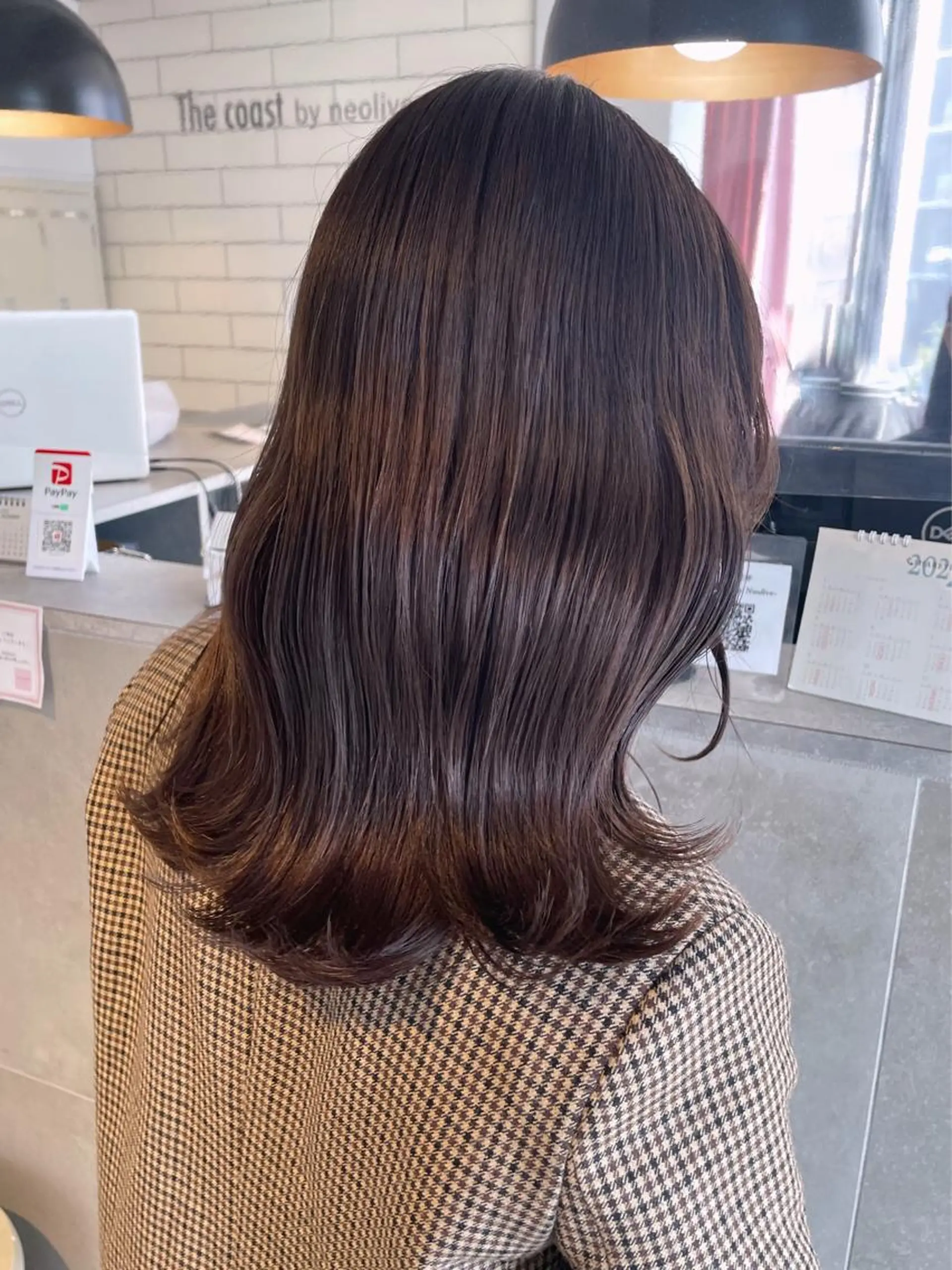 ミディアム カラー レイヤー/髪質改善カ ラ-🤍津田奈々美‎のヘアスタイル