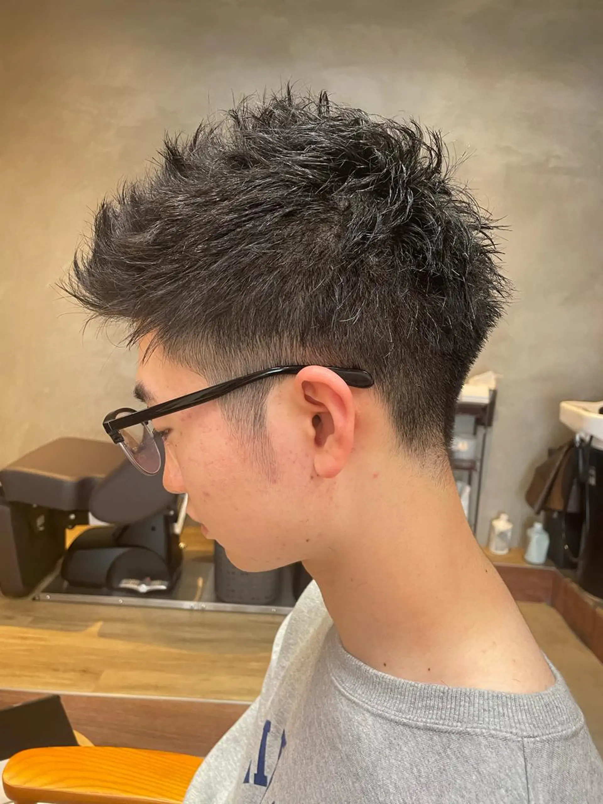 ショート メンズ スパイキーショート 刈り上げ くせ毛 ショートヘア カット トリートメント ヘッドスパ ✨ショート、ボブ✨ 奈良孝平のヘアスタイル