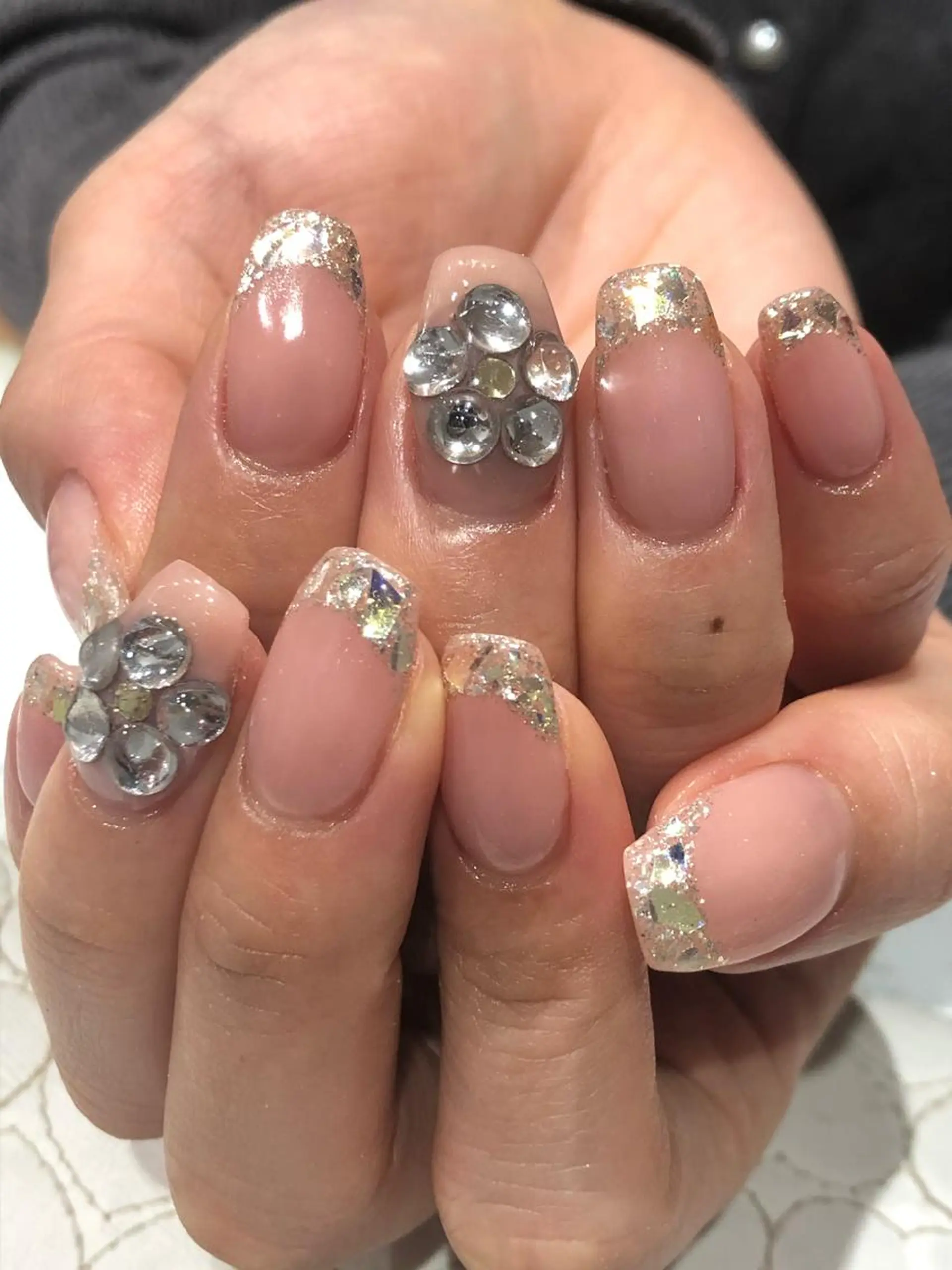 ネイル ハンドネイル Nest 三田のマツエク・マツパデザイン