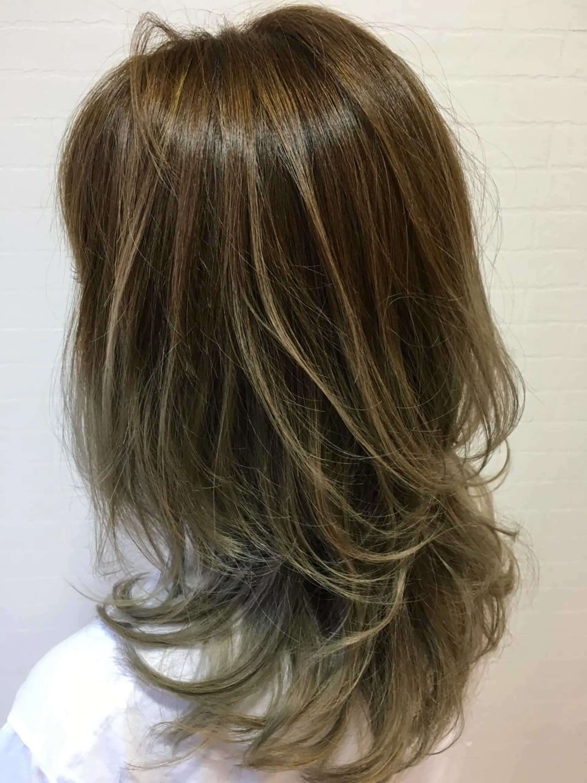 セミロング 美髪・髪質改善🌟 山口博史のヘアスタイル