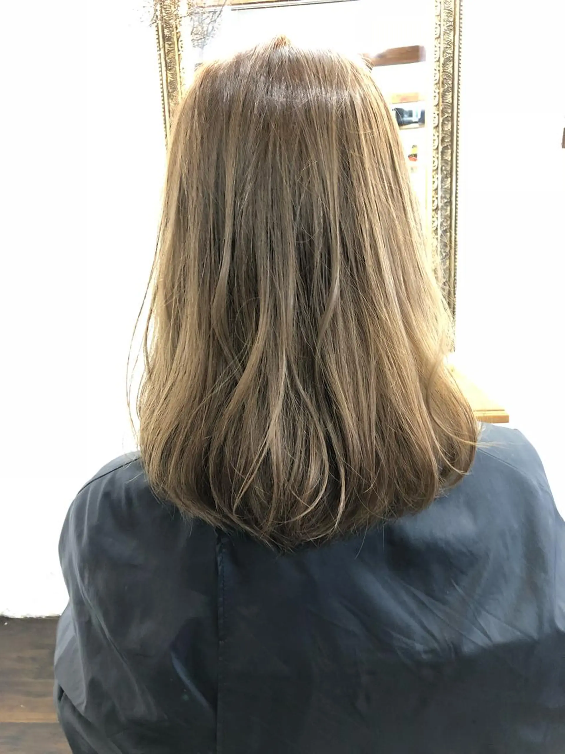 ミディアム カット ヘアカラー hatena所属・末吉 慶多のヘアスタイル