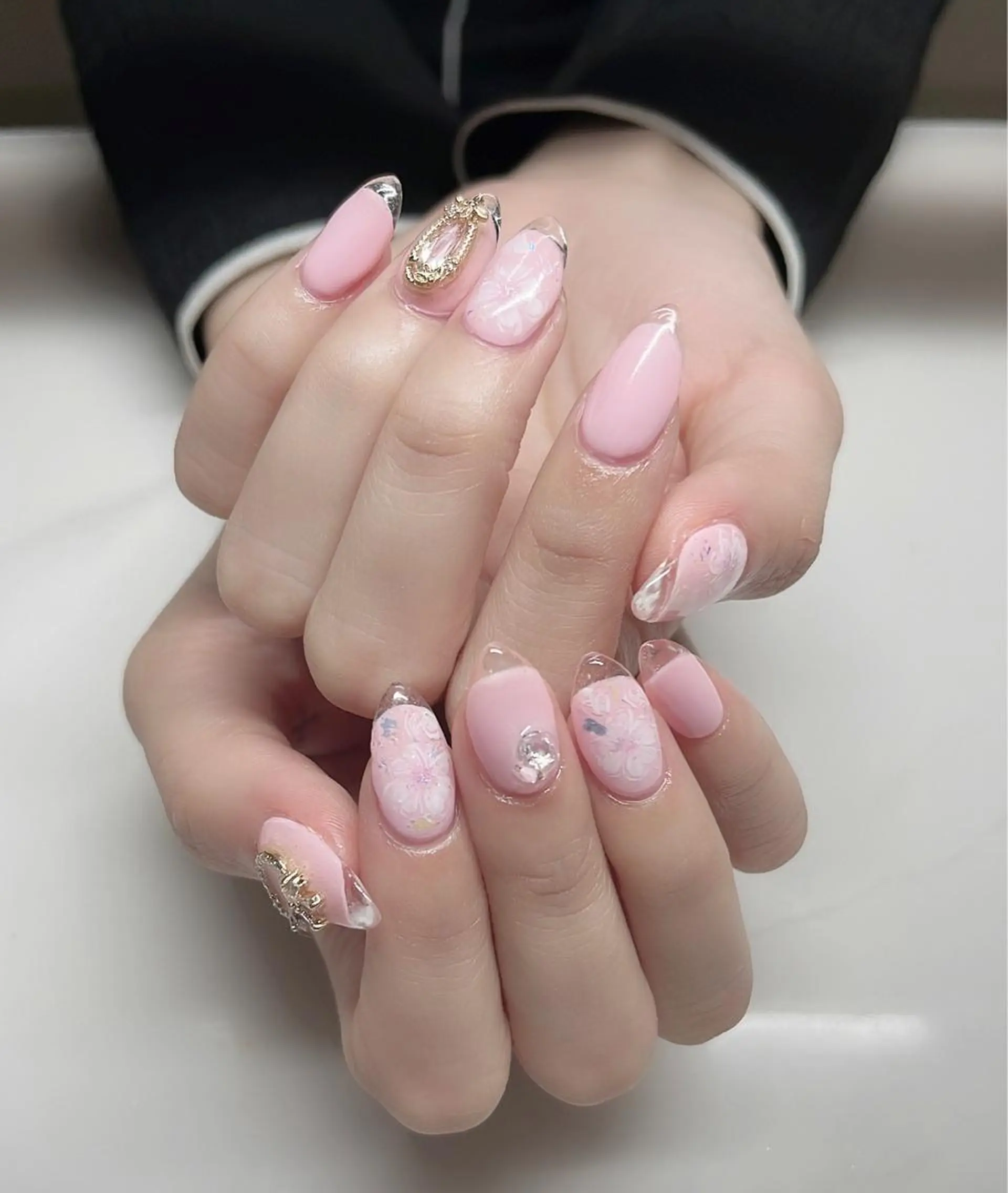 ネイル アートネイル オーロラネイル べっ甲ネイル 桜ネイル クリアネイル ハンドネイル KARI ネイルサロンのネイルデザイン