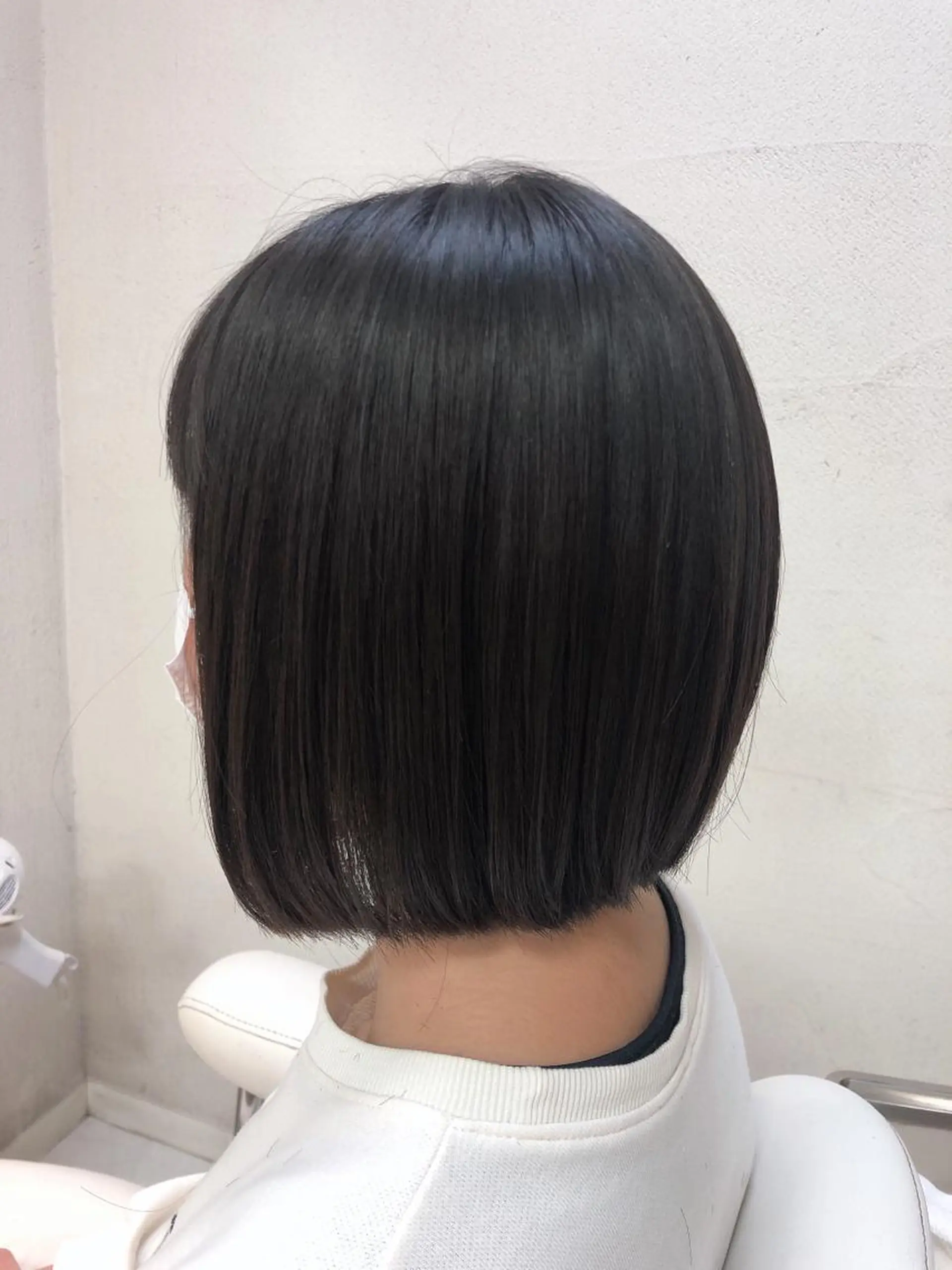 ショート 前下がりボブ ボブ カット ヘアカラー 阿部 美咲のヘアスタイル