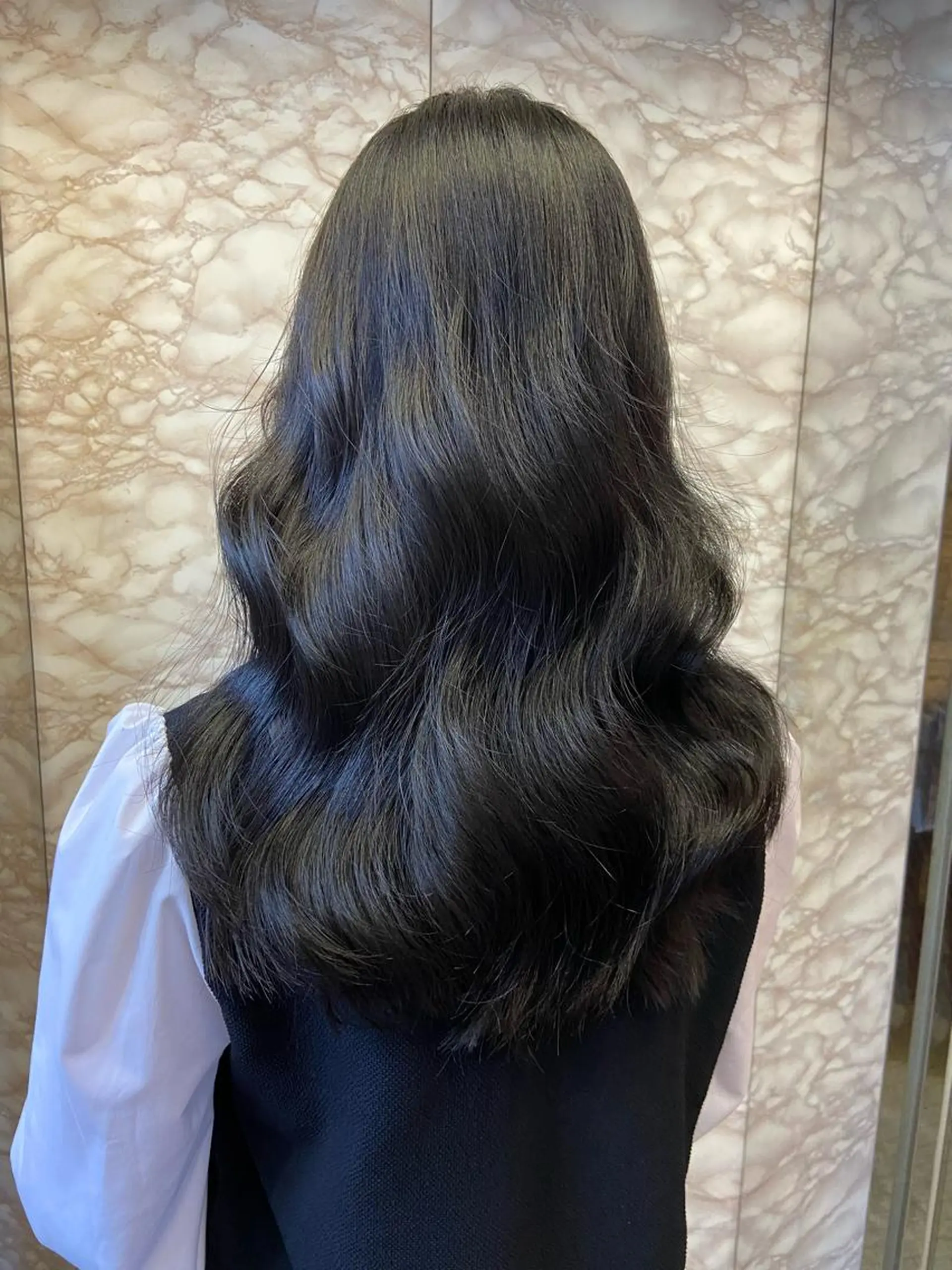 ロング カラー ヘアカラー トリートメント ヘアセット 地毛風艶カラー🌿 喜多夏海のヘアスタイル
