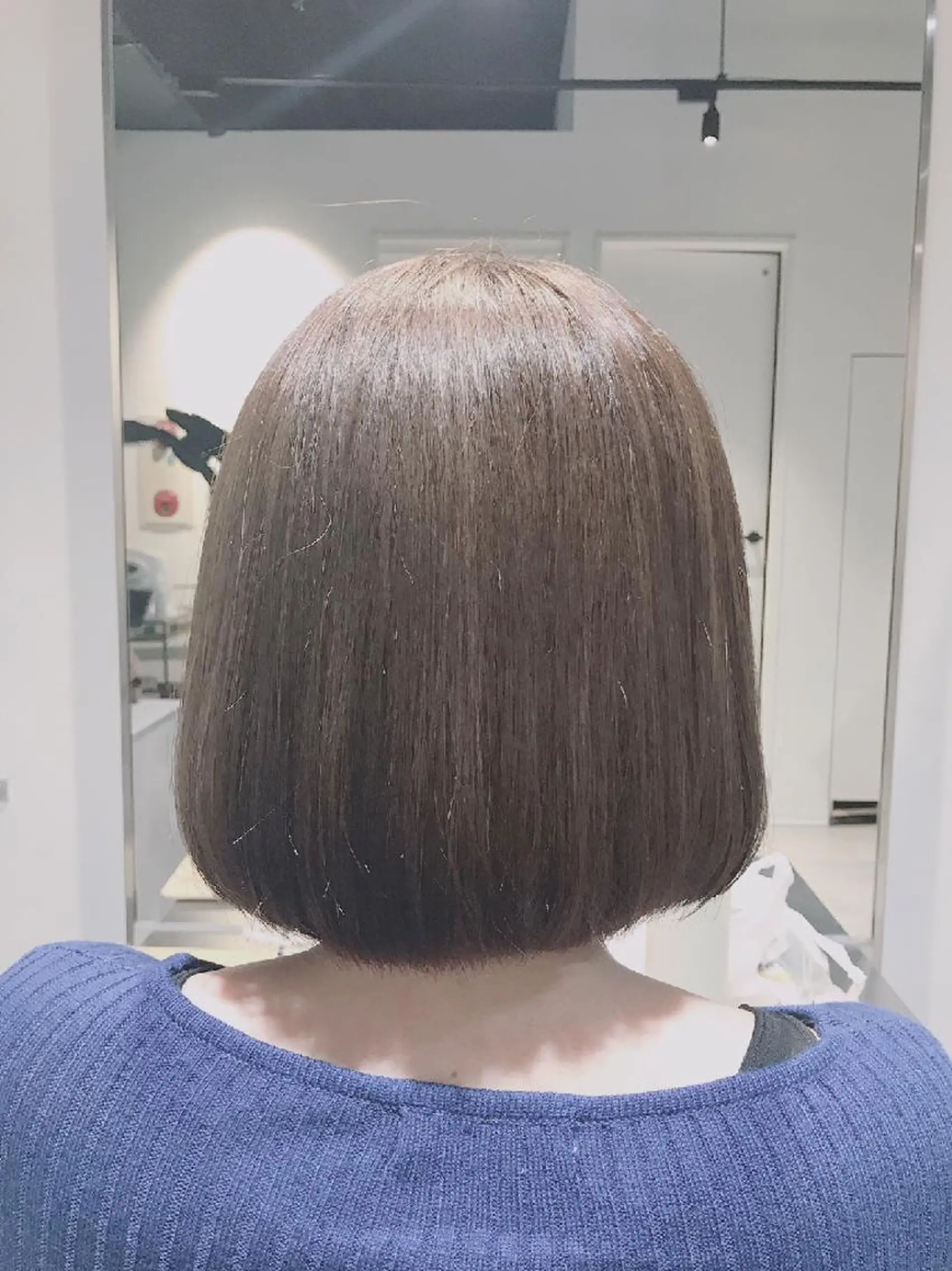 ミディアム アッシュ ボブ トリートメント 美髪✨LAKOLA  池袋✨のヘアスタイル