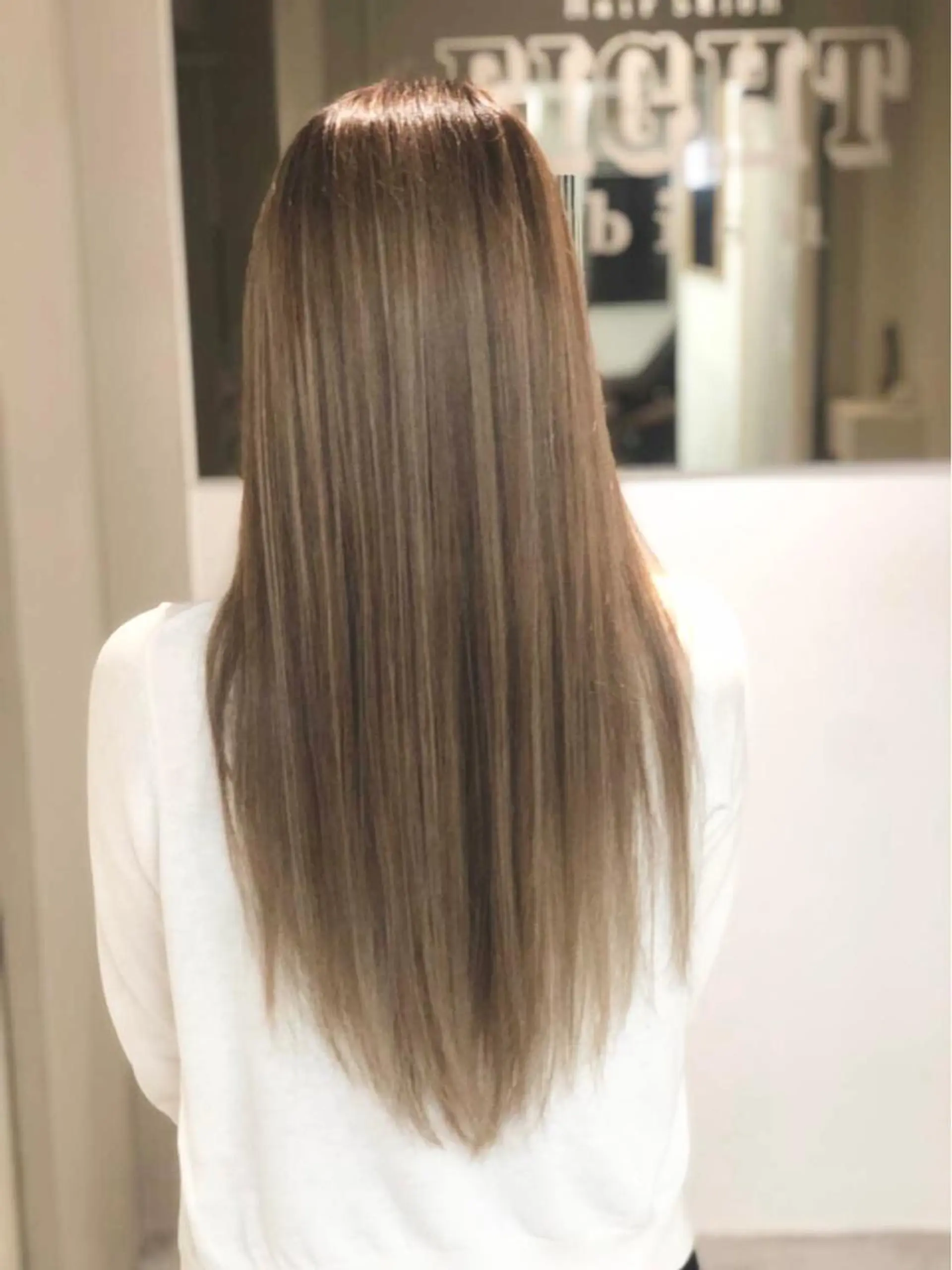 ロング EIGHT 船橋のヘアスタイル