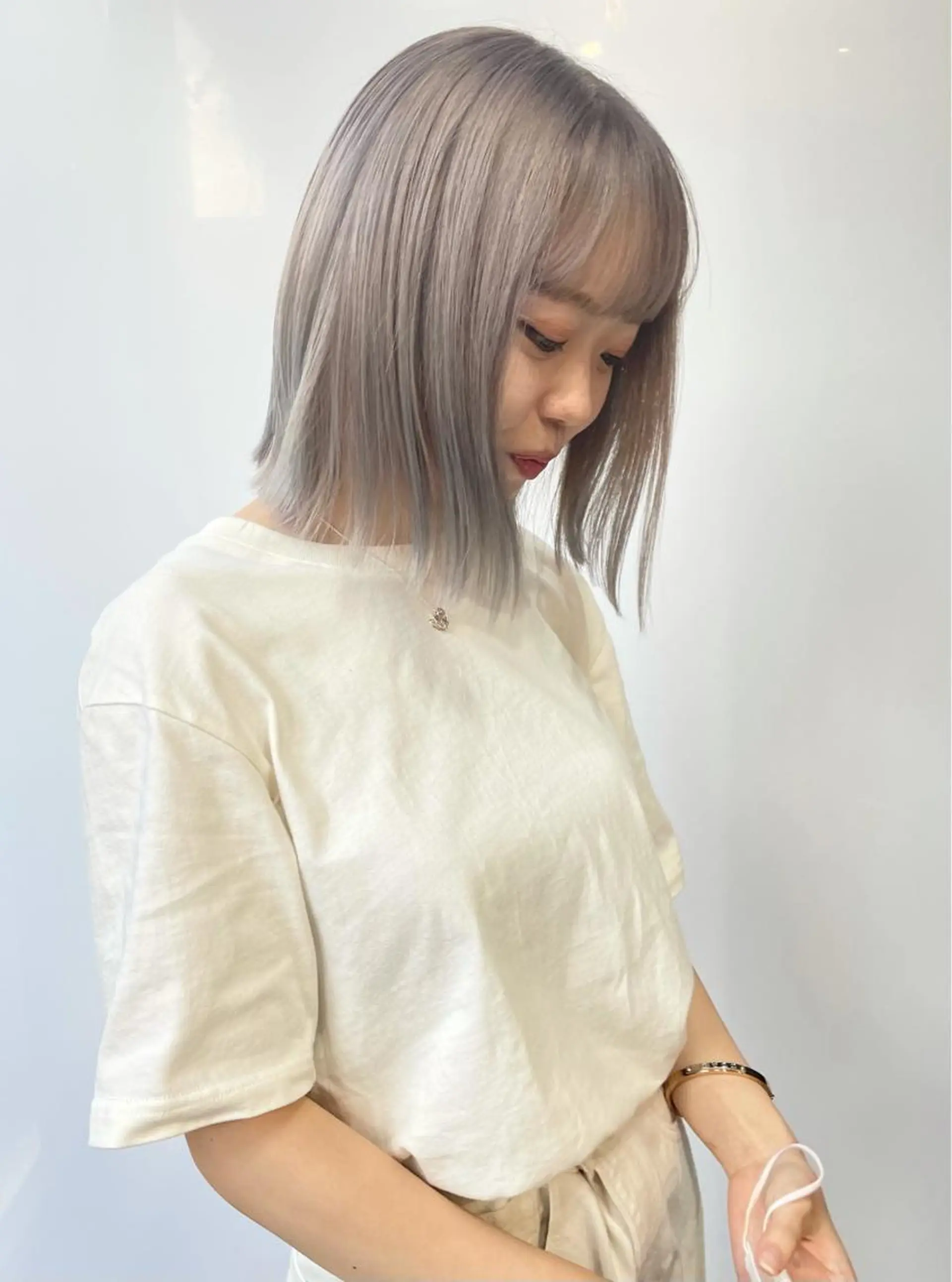ショート カラー カット ヘアカラー トリートメント suvvy hairsalonのヘアスタイル