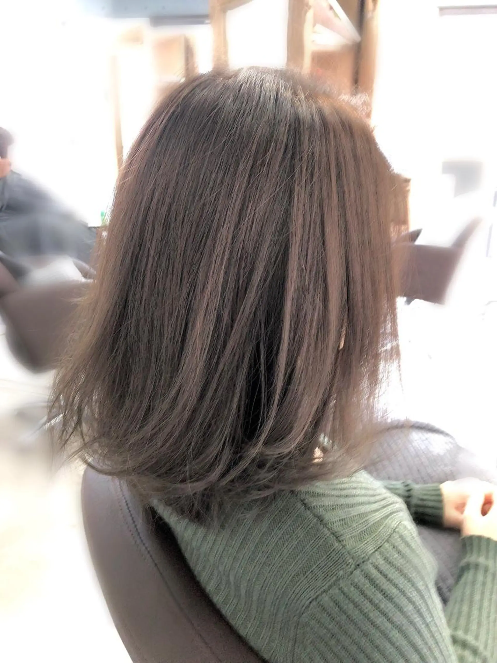 ミディアム アッシュ カット ヘアカラー トリートメント hair salon Mare所属・島村 巧士のヘアスタイル