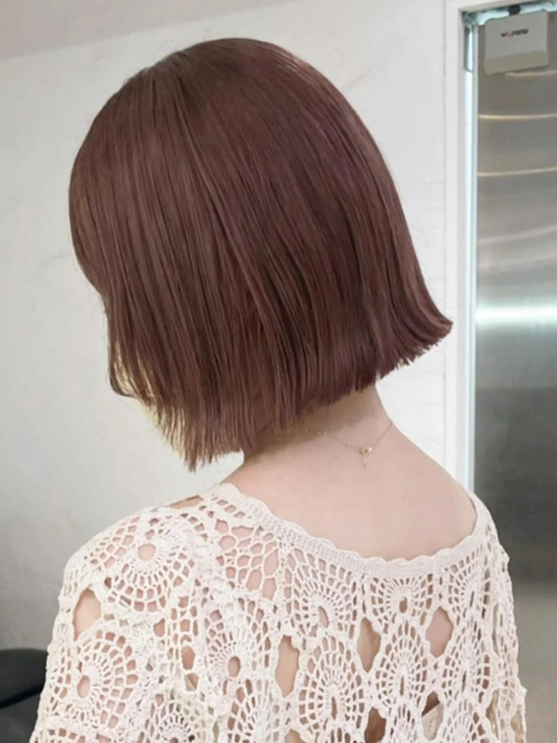 ミディアム パーマ カラー ヘアアレンジ ベージュカラー ピンクカラー ピンクベージュ カット ヘアカラー トリートメント ITbyALBUM 八王子店のヘアスタイル