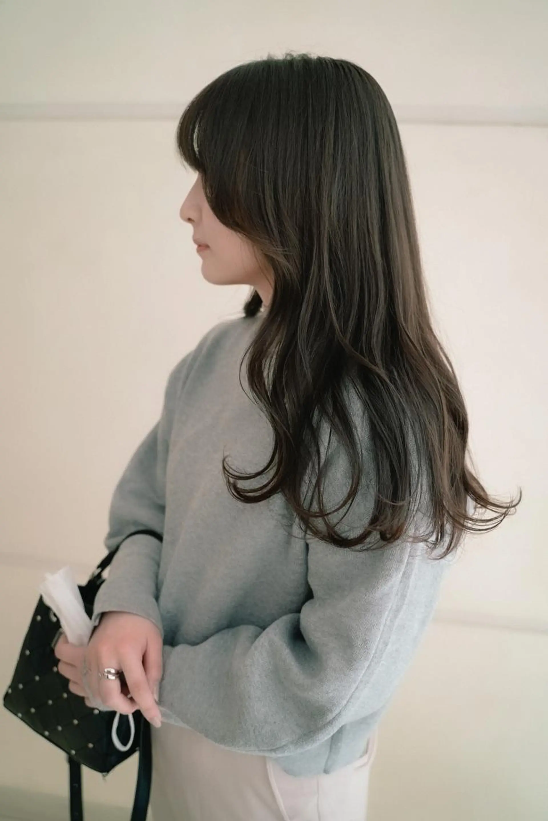 セミロング カット ヘアカラー トリートメント ヘアセット ハルカ/透け感カラー /顔周りレイヤーのヘアスタイル