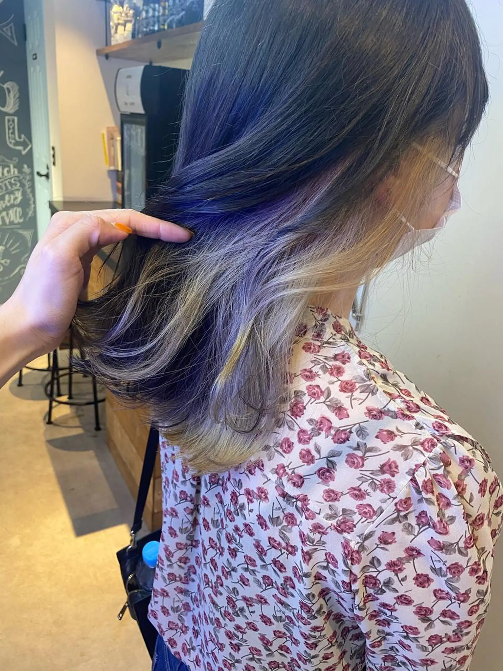 ミディアム カラー ベージュカラー ブリーチ インナーカラー ホワイトベージュ カット ヘアカラー トリートメント scene.池袋所属・scene. haraのヘアスタイル
