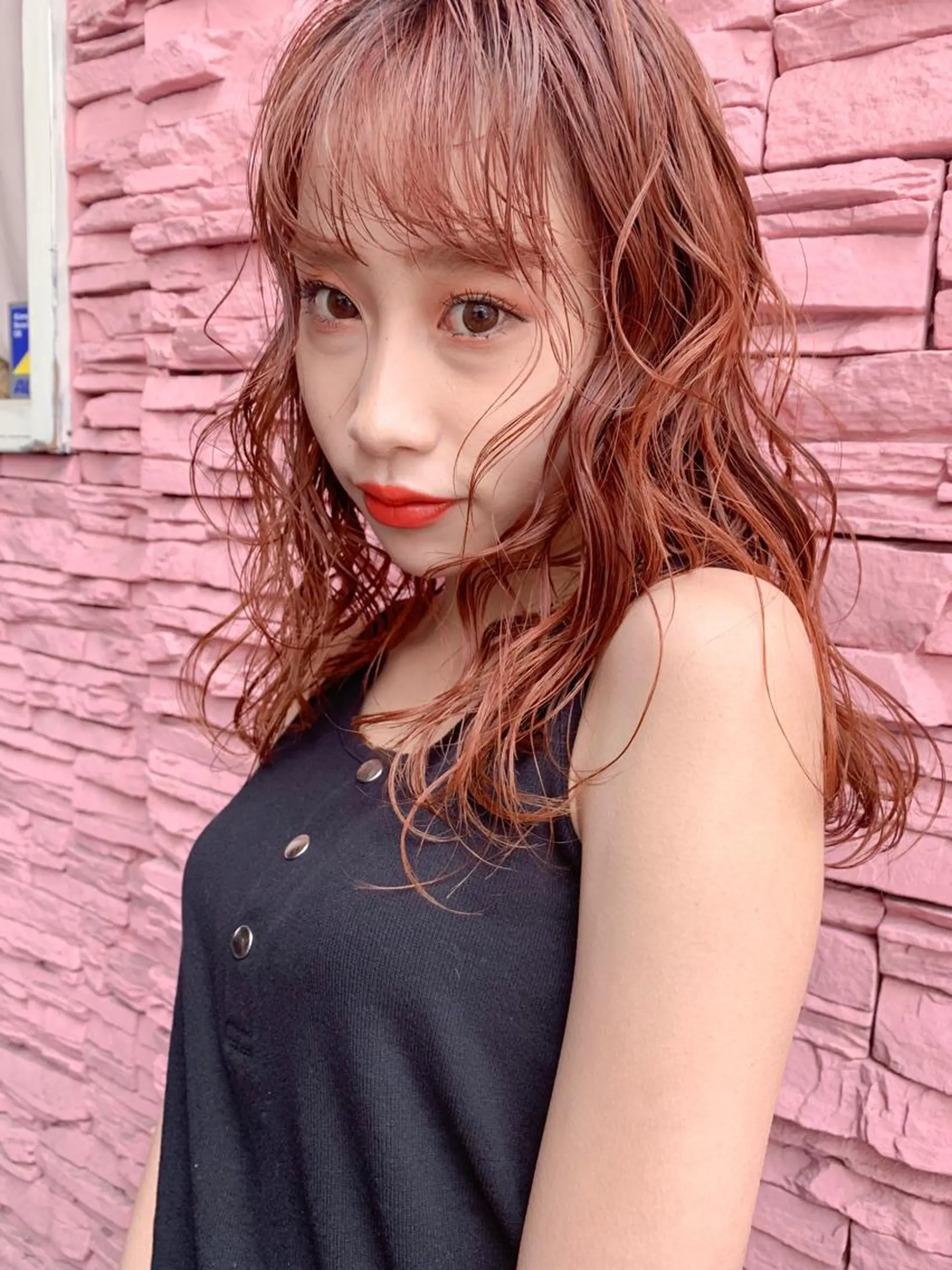 セミロング ヘアカラー a .のヘアスタイル