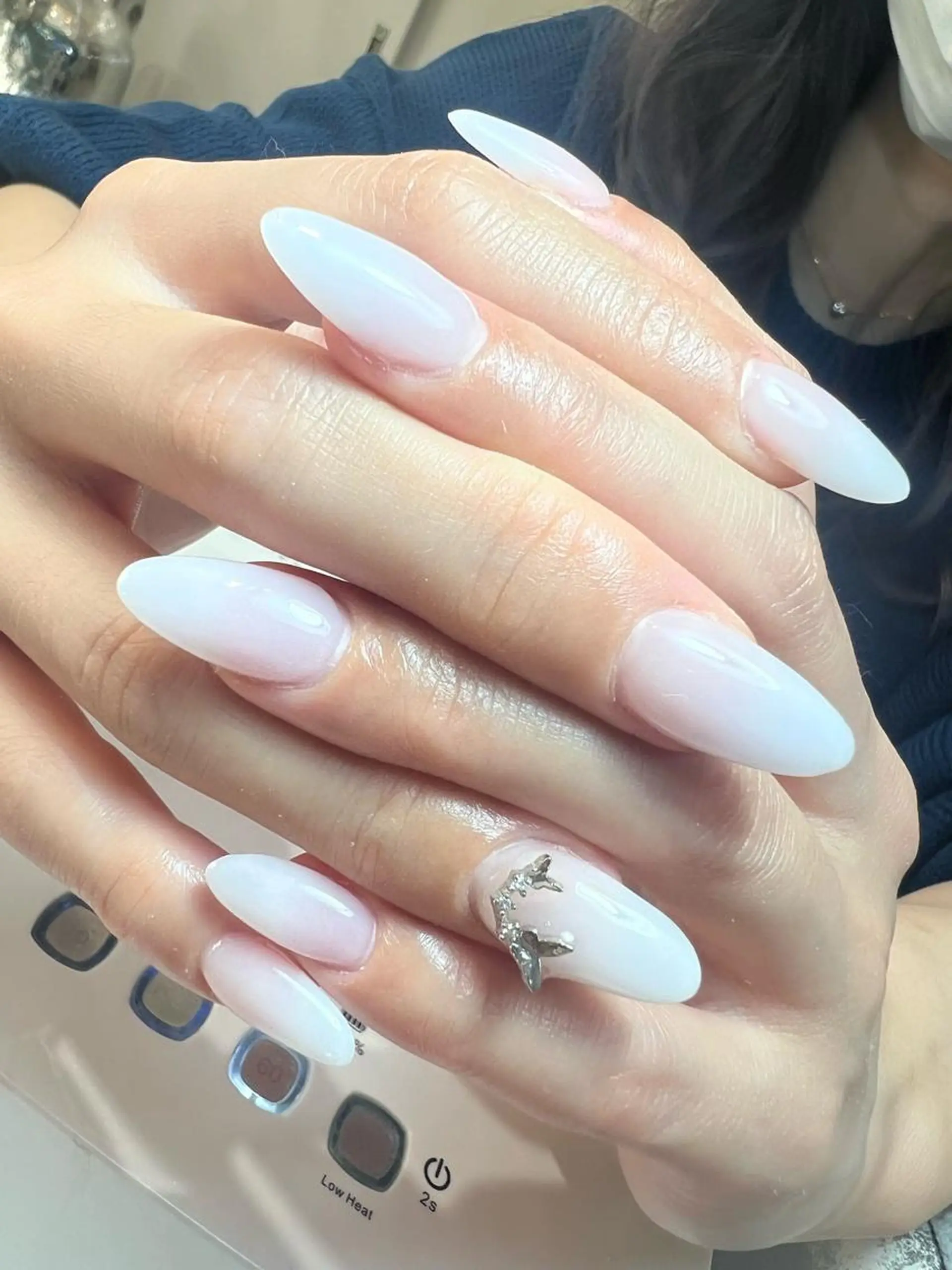 ネイル グラデーション スカルプネイル シンプルネイル bijou nails所属・bijou nails 蓮のネイルデザイン