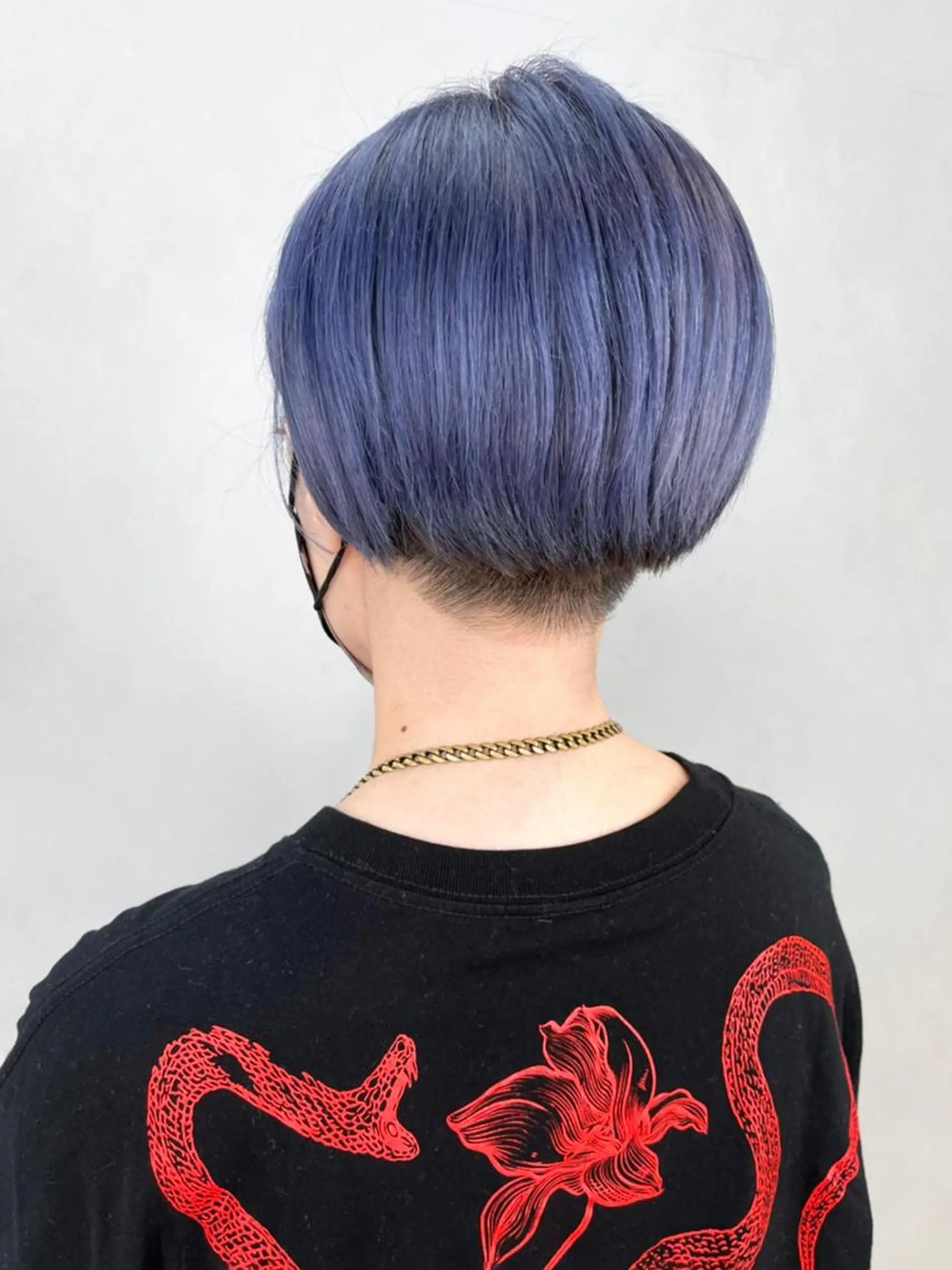 ショート カラー パーマ ヘアアレンジ ブルーカラー ブルーラベンダー ラベンダーカラー カット ヘアカラー トリートメント ITbyALBUM 藤沢店のヘアスタイル