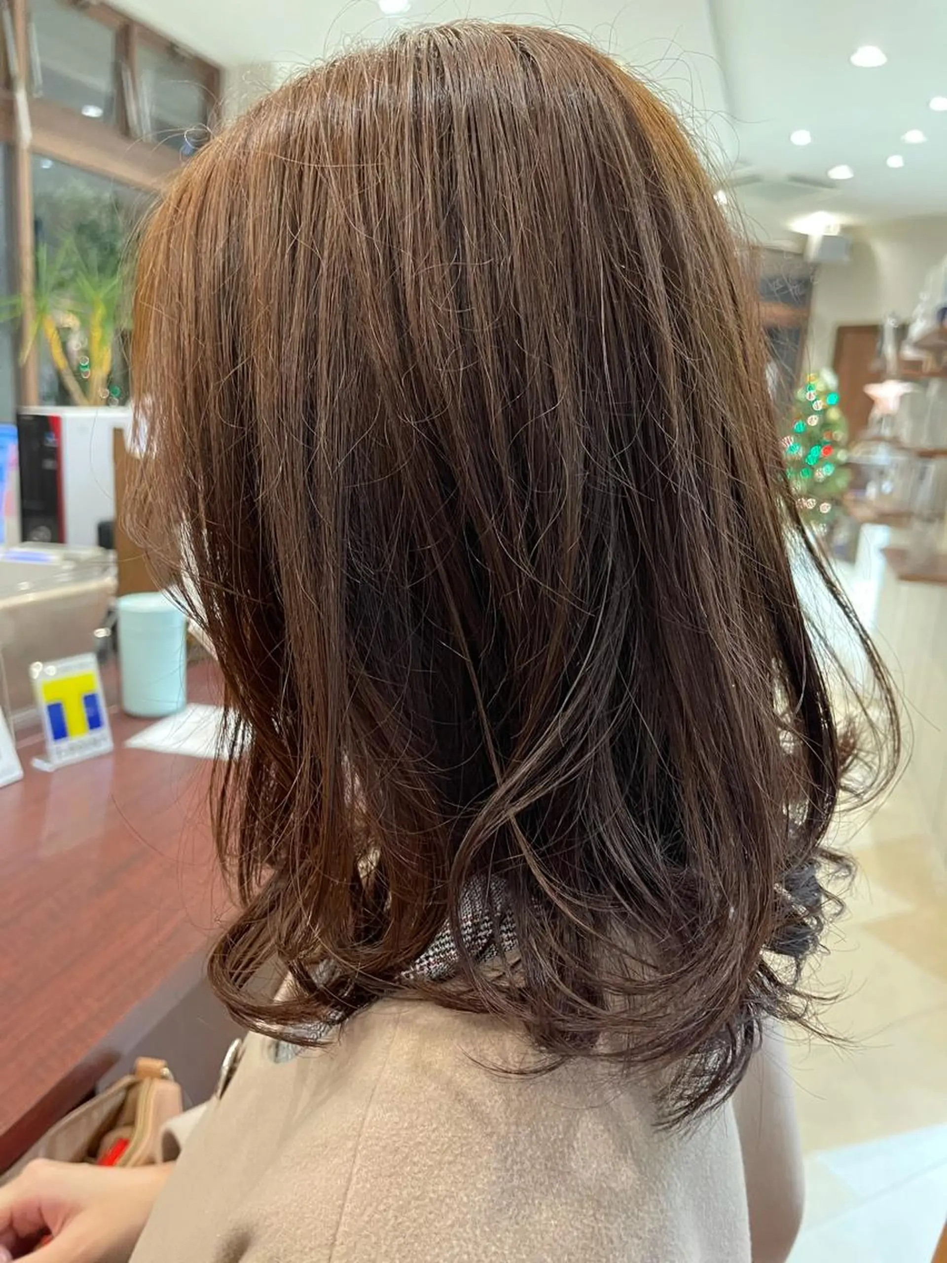 セミロング BALANCE vivi バランス ヴィヴィ所属・梶谷 和希のヘアスタイル