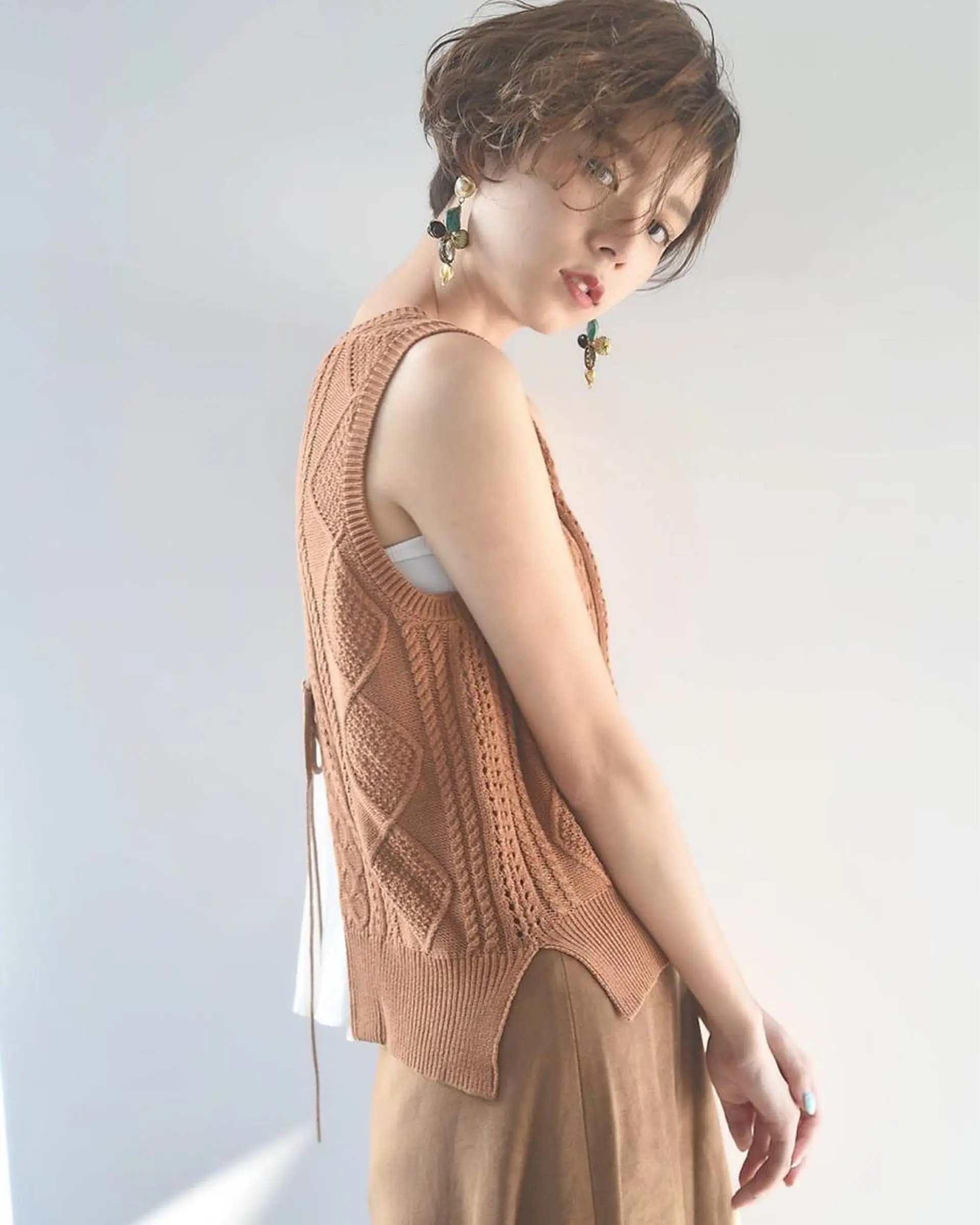 ショート カラー グレージュ 小林　遼のヘアスタイル
