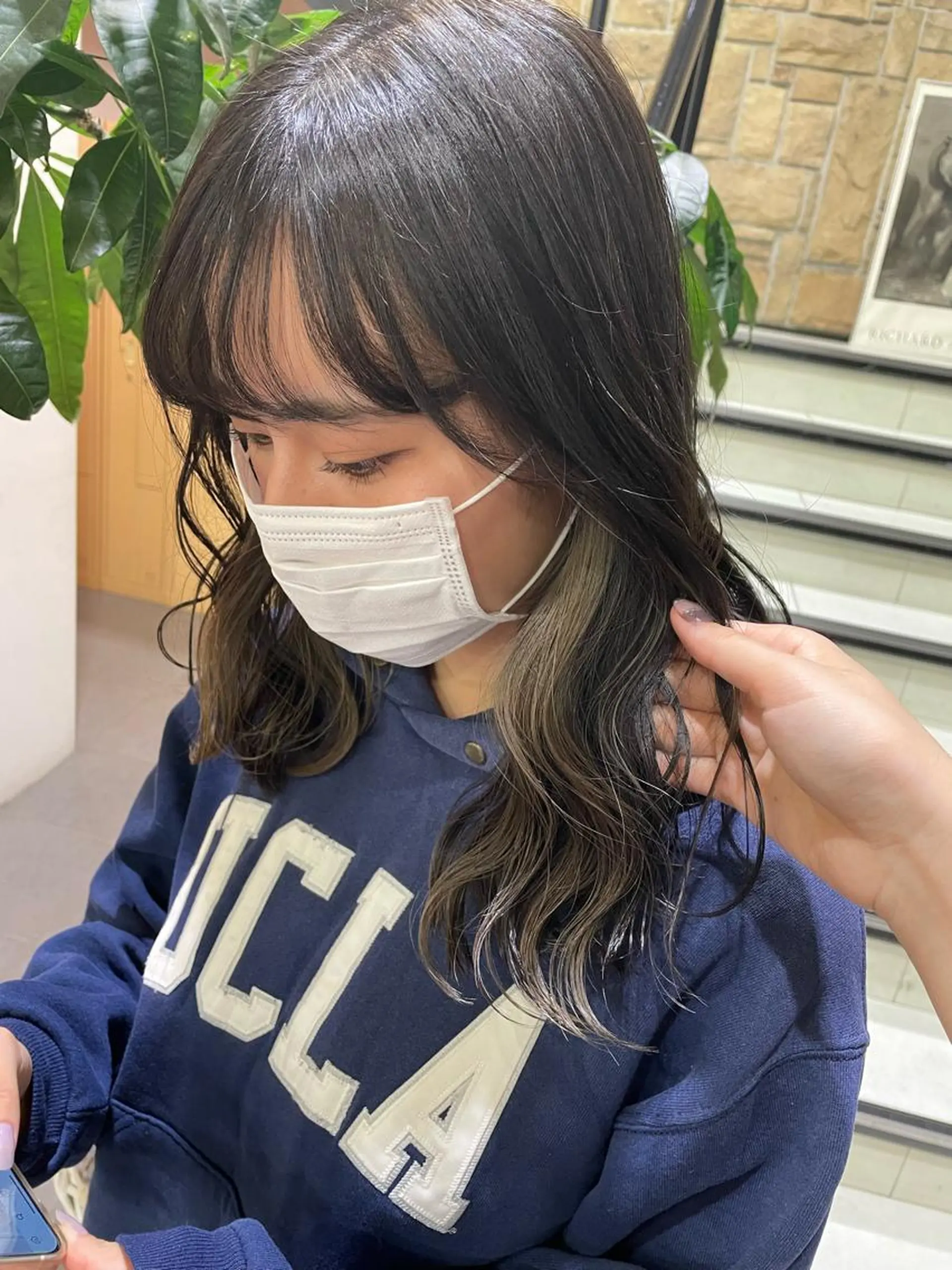 ロング ミストバング 髪質改善/艶カラー 🪽萩原実那子のヘアスタイル