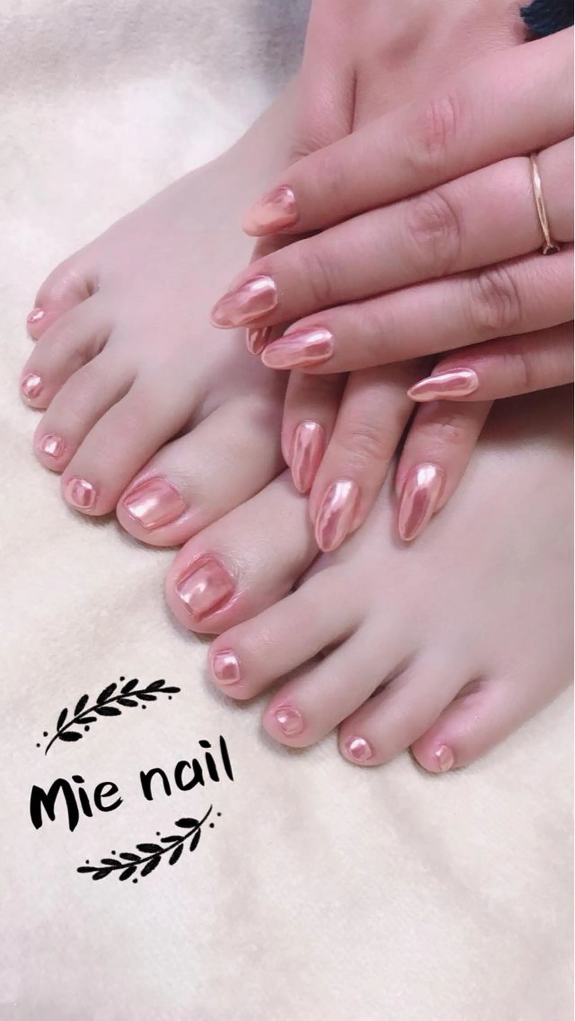 ネイル ハンドネイル フットネイル ハンドケア Mie nailのネイルデザイン