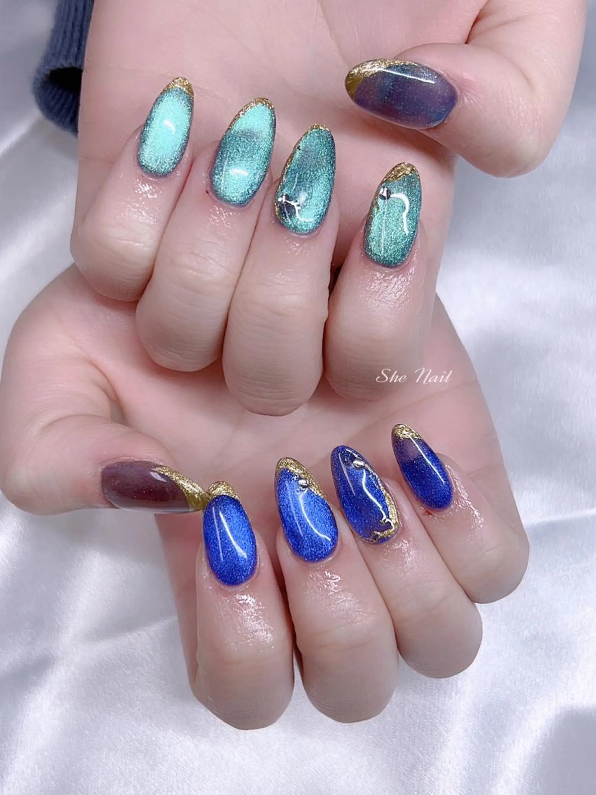 ネイル チークネイル 長さ出し マグネットネイル 持ち込み ワンカラーネイル She   Nail所属・ISA_ BELLAのネイルデザイン