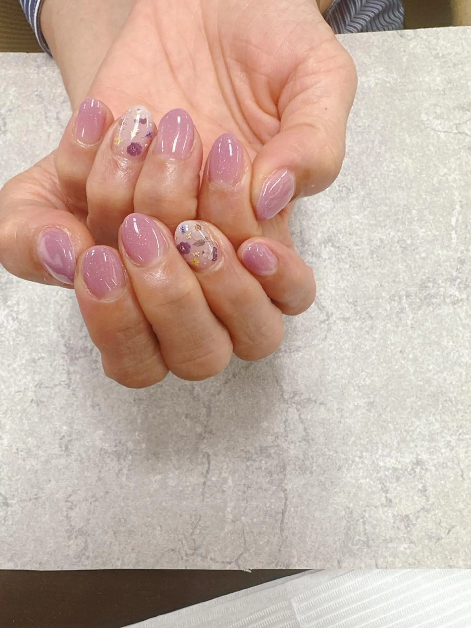 ネイル フットネイル フレンチネイル ジェルネイル ガラスフレンチ グラデーション ハンドネイル ハンドケア FASTNAIL PLUS 新宿店のネイルデザイン