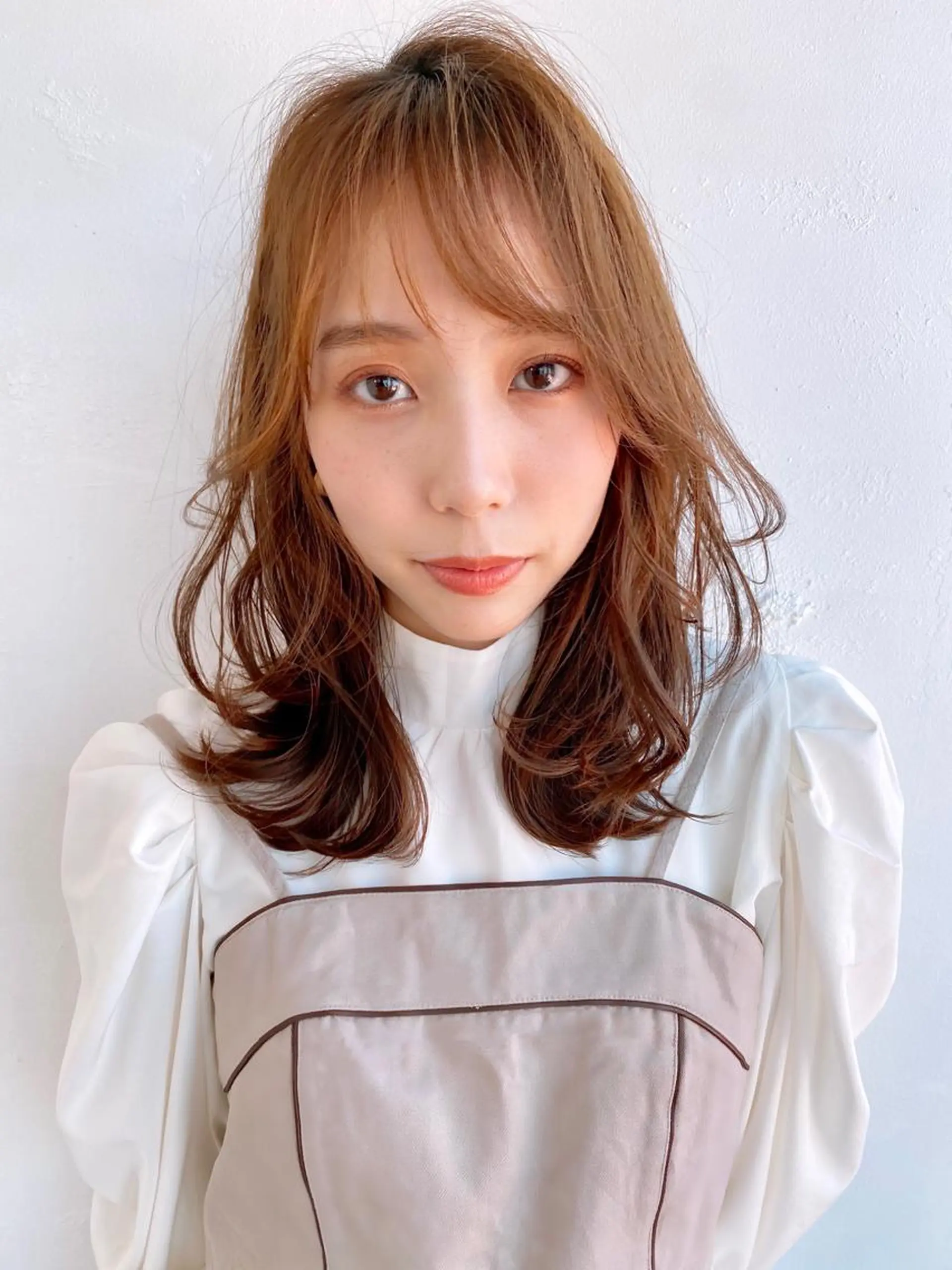 ミディアム カラー くびれヘア 似合わせレイヤー 🇰🇷荒木洋文のヘアスタイル