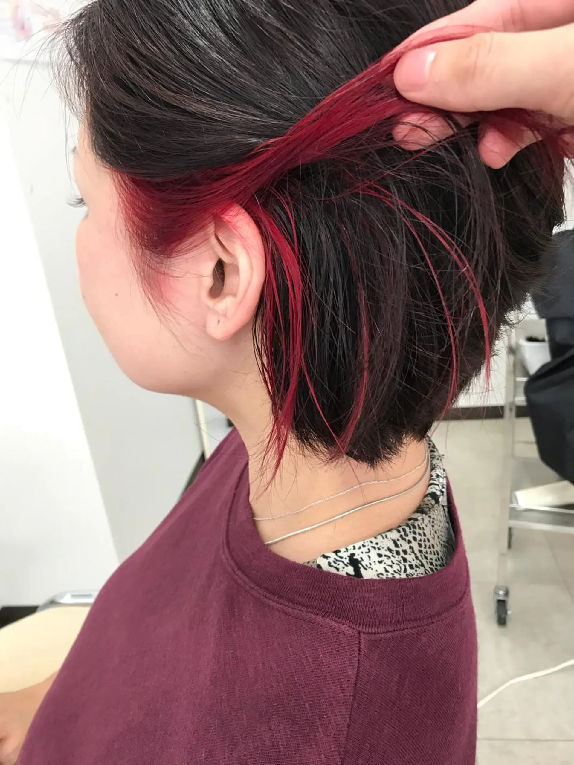 ショート カラー インナーカラー レッドカラー ショートヘア 長谷川 誠志のヘアスタイル