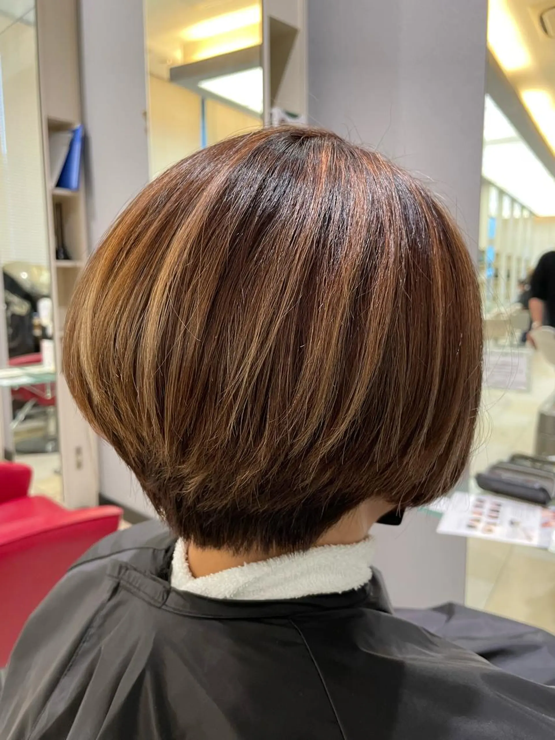 ショート カラー ハイライトカラー ハイライト ショートヘア 兼元 優也のヘアスタイル