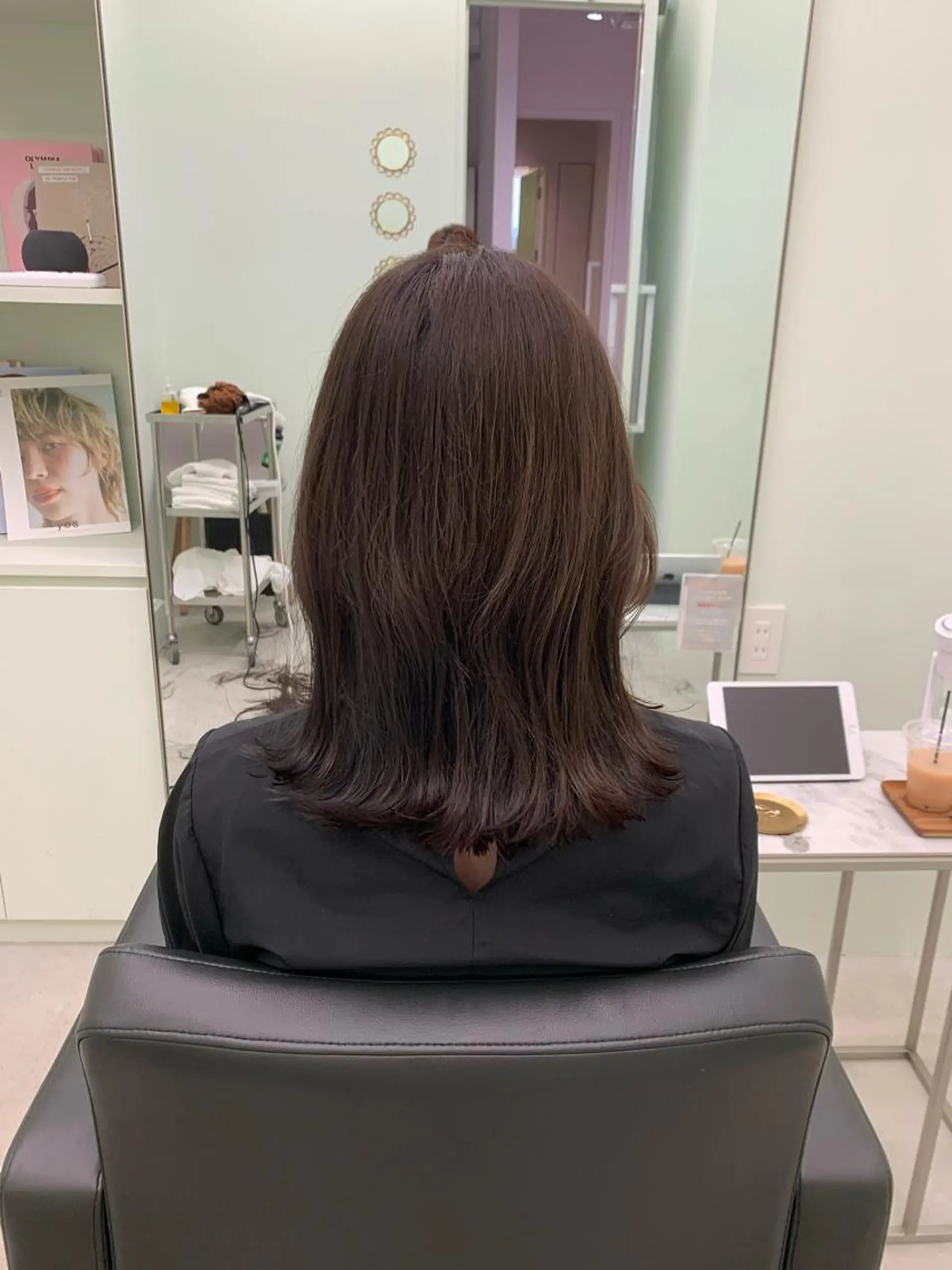 ミディアム GO TODAY SHAIR SALON 梅田NU茶屋町店所属・田中成美/レイヤー カット/透明感カラーのヘアスタイル