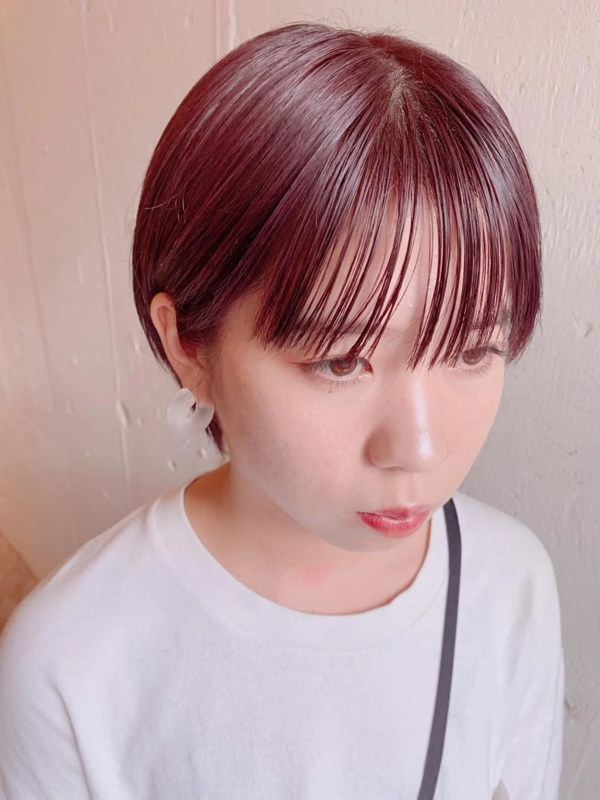 ショート カラー カシス イルミナカラー ピンクカラー Fuuu《フゥ》所属・シノザキ シンゴのヘアスタイル