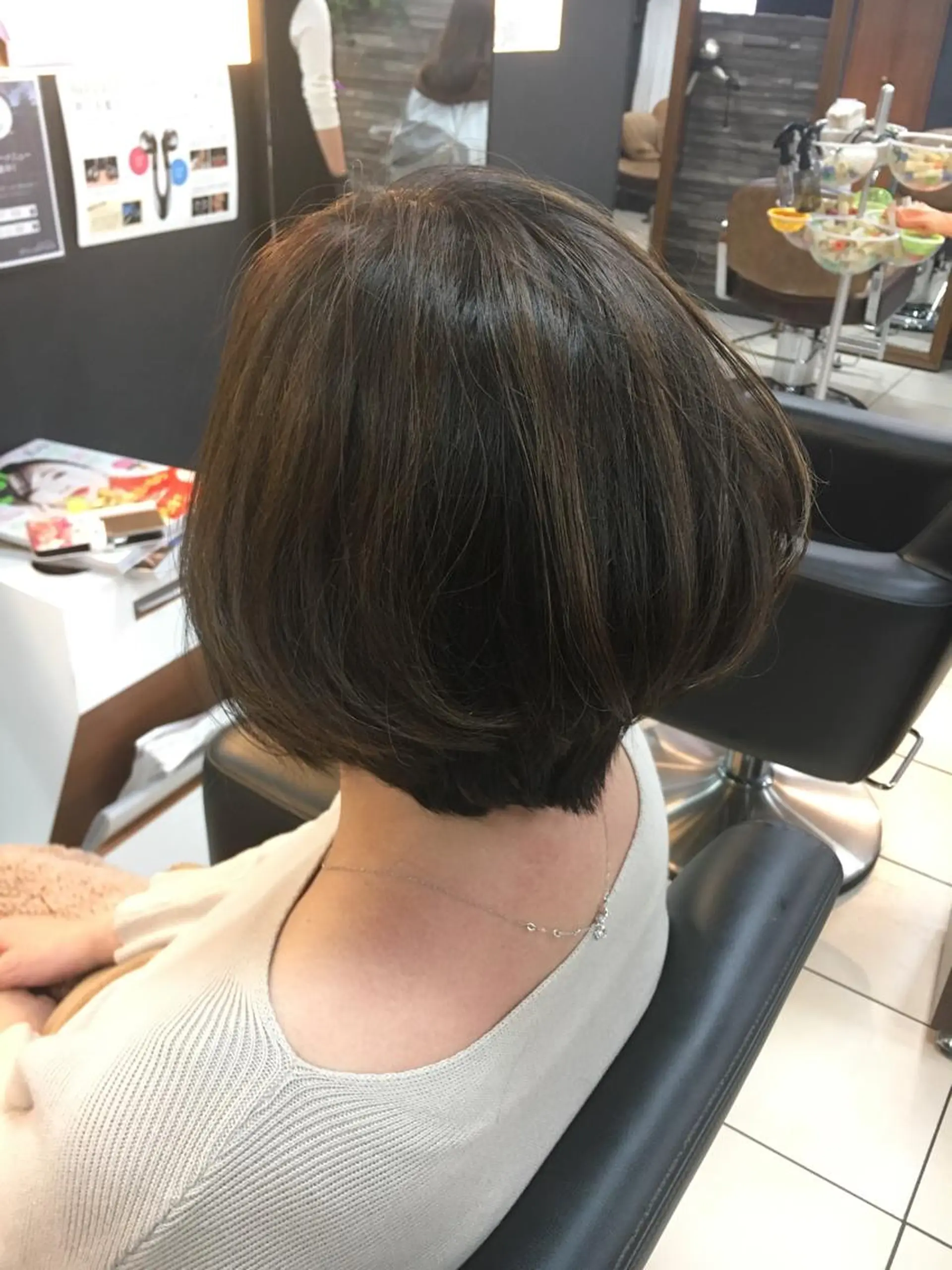 ショート カラー ハイライトカラー ハイライト 三尾 麻美のマツエク・マツパデザイン