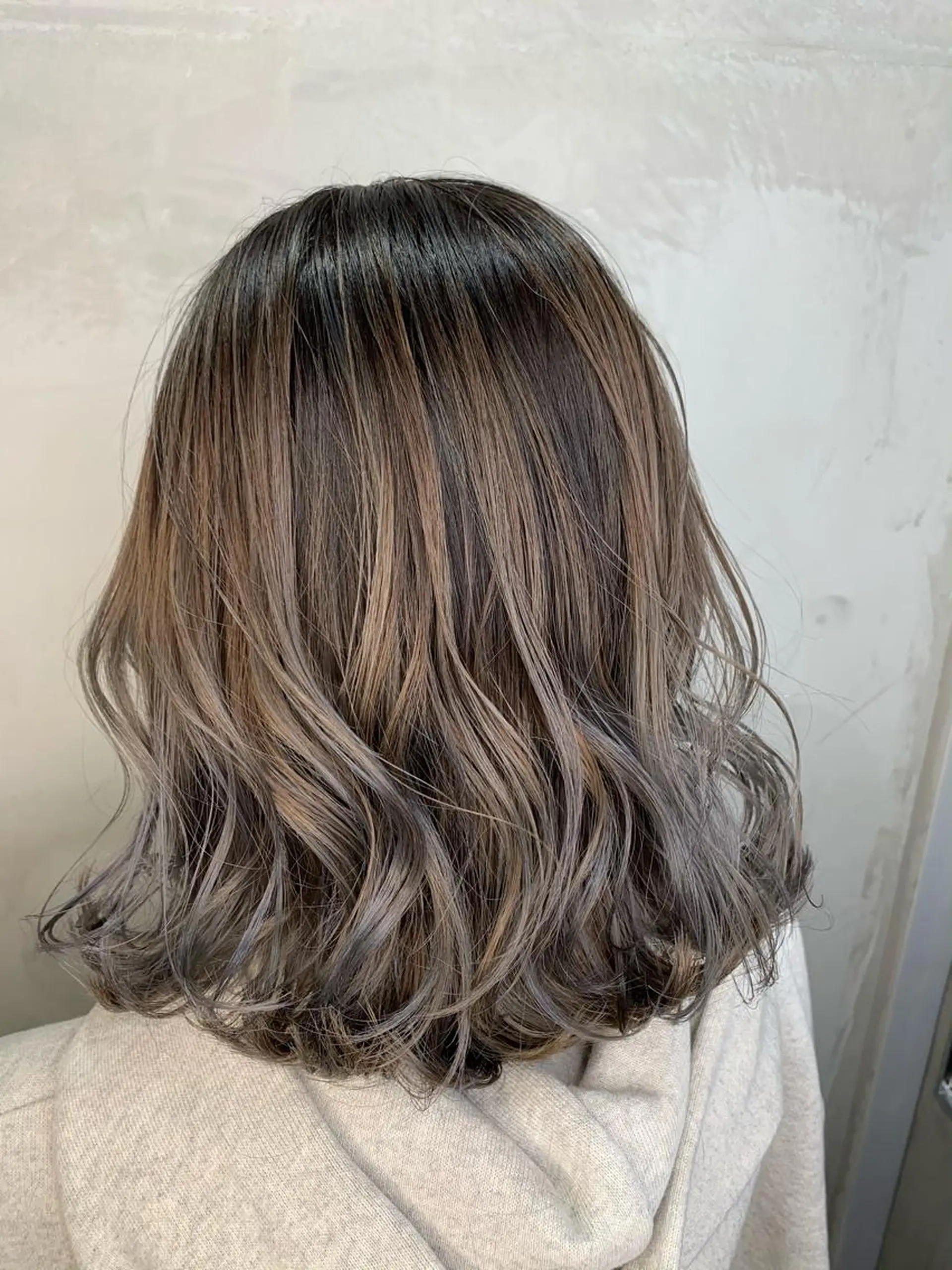 ミディアム 佐藤/本物志向の 髪質改善サロンのヘアスタイル