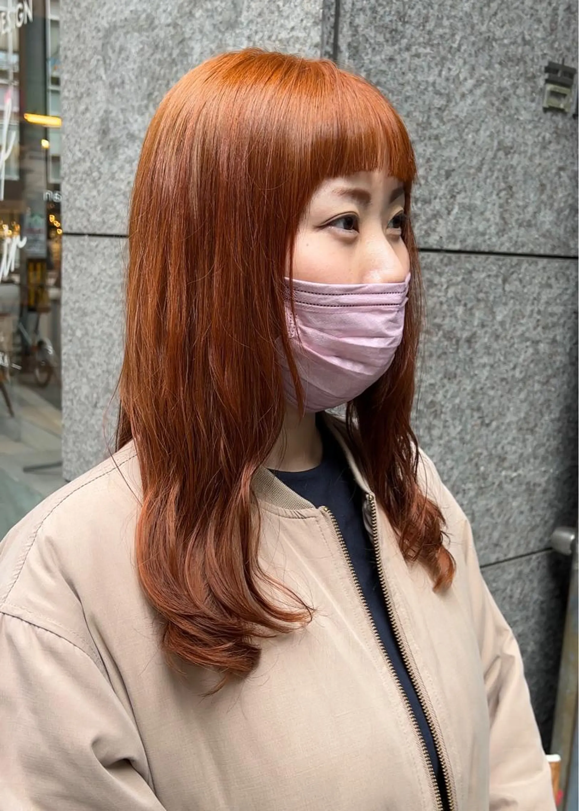 ロング カラー オレンジ ノイシキ サキのヘアスタイル