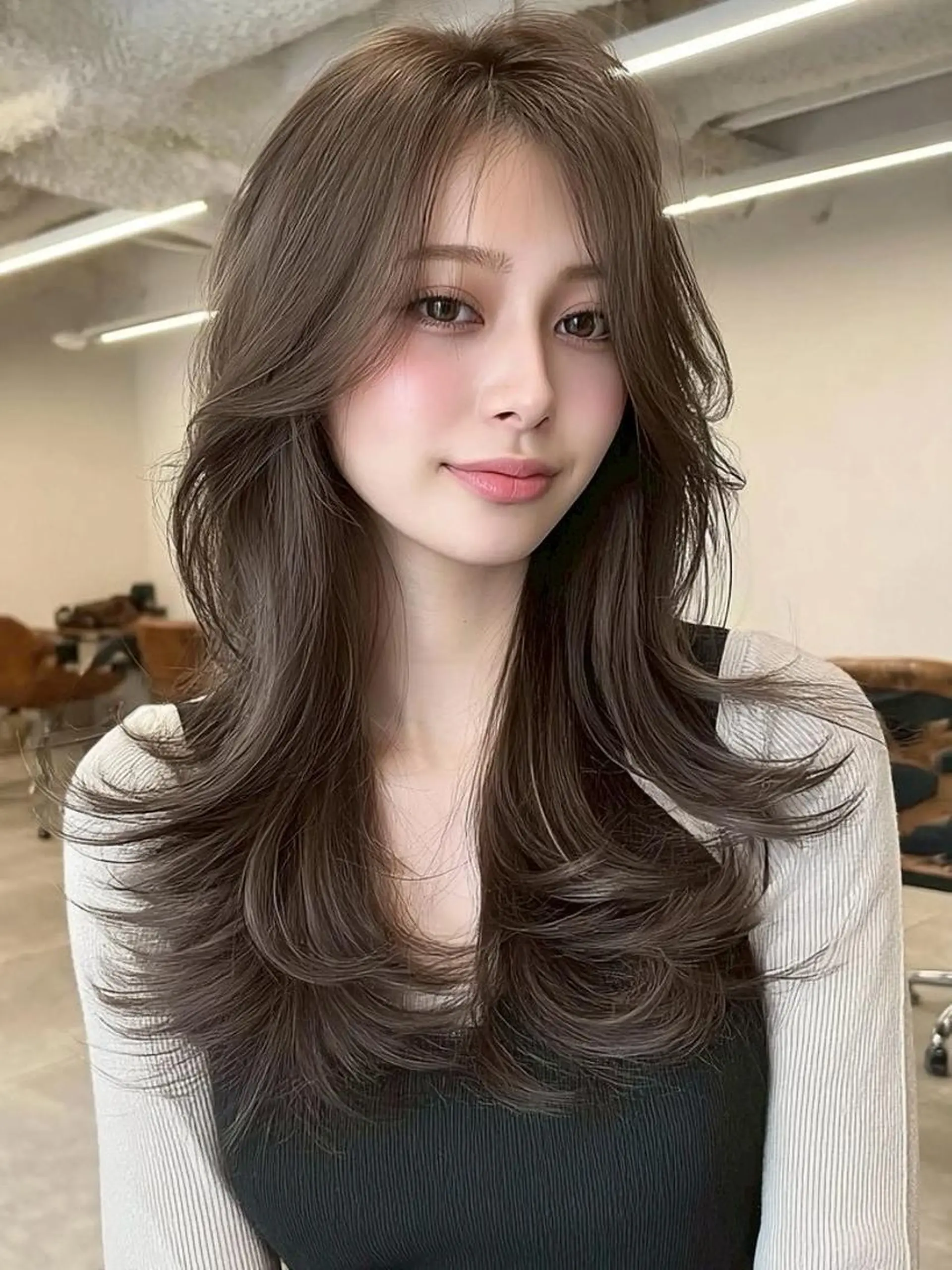 セミロング カラー 髪質改善 韓国風ヘア レイヤーカット ヘアカラー トリートメント 韓国/レイヤー NOISM天王寺のヘアスタイル