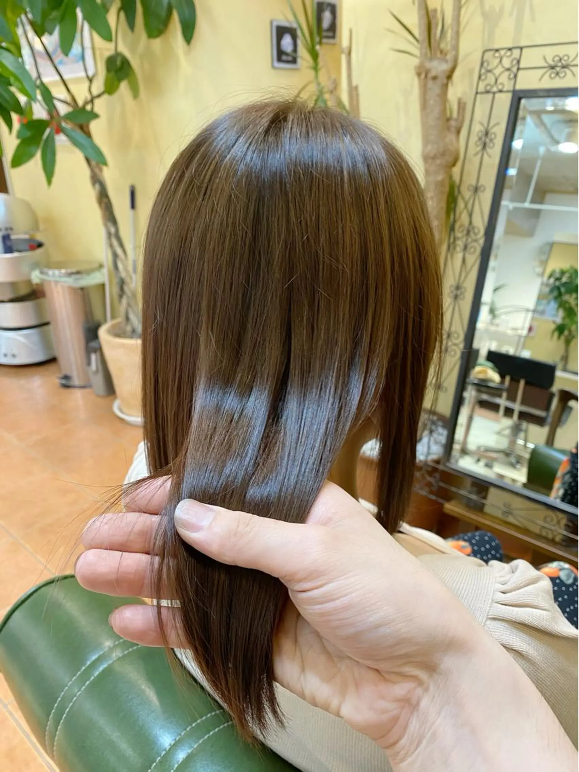 ミディアム カラー ヘアカラー トリートメント 石井 佑樹のヘアスタイル