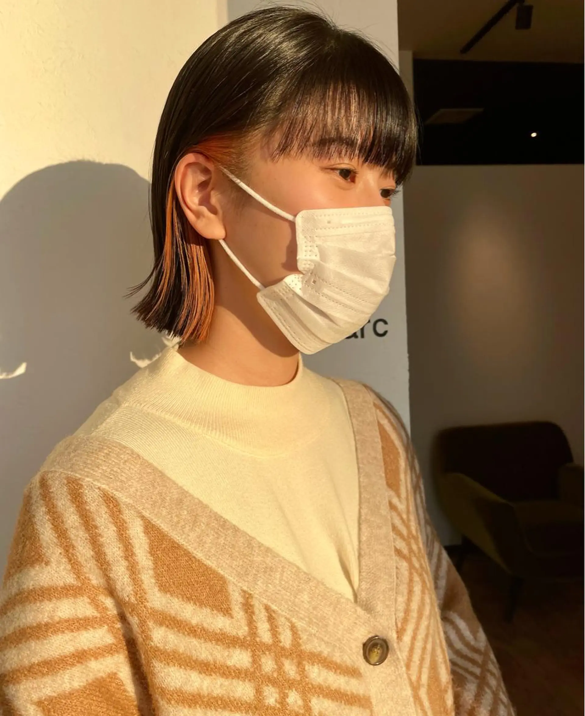 ショート カラー オレンジ 錦 茉李のヘアスタイル