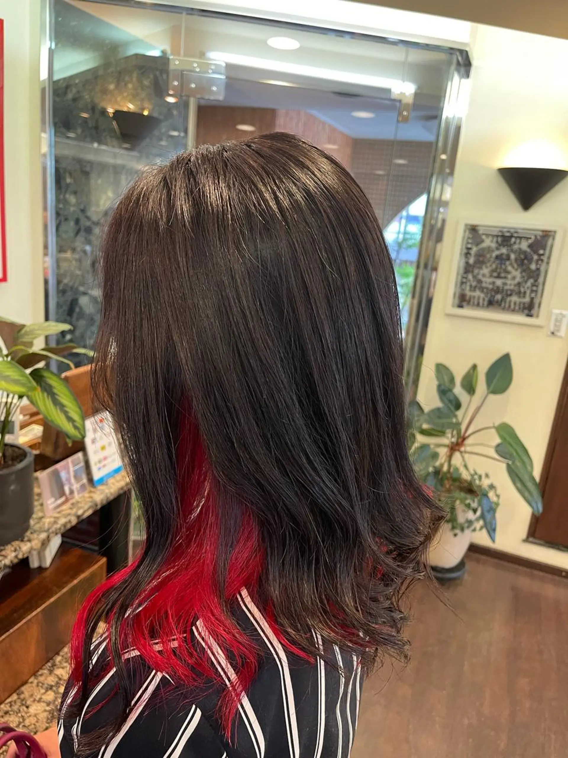 ミディアム カラー インナーカラー ピンクカラー カット ヘアカラー トリートメント peakshair所属・北堀江メンズパーマ 特化◎下村悠人のヘアスタイル