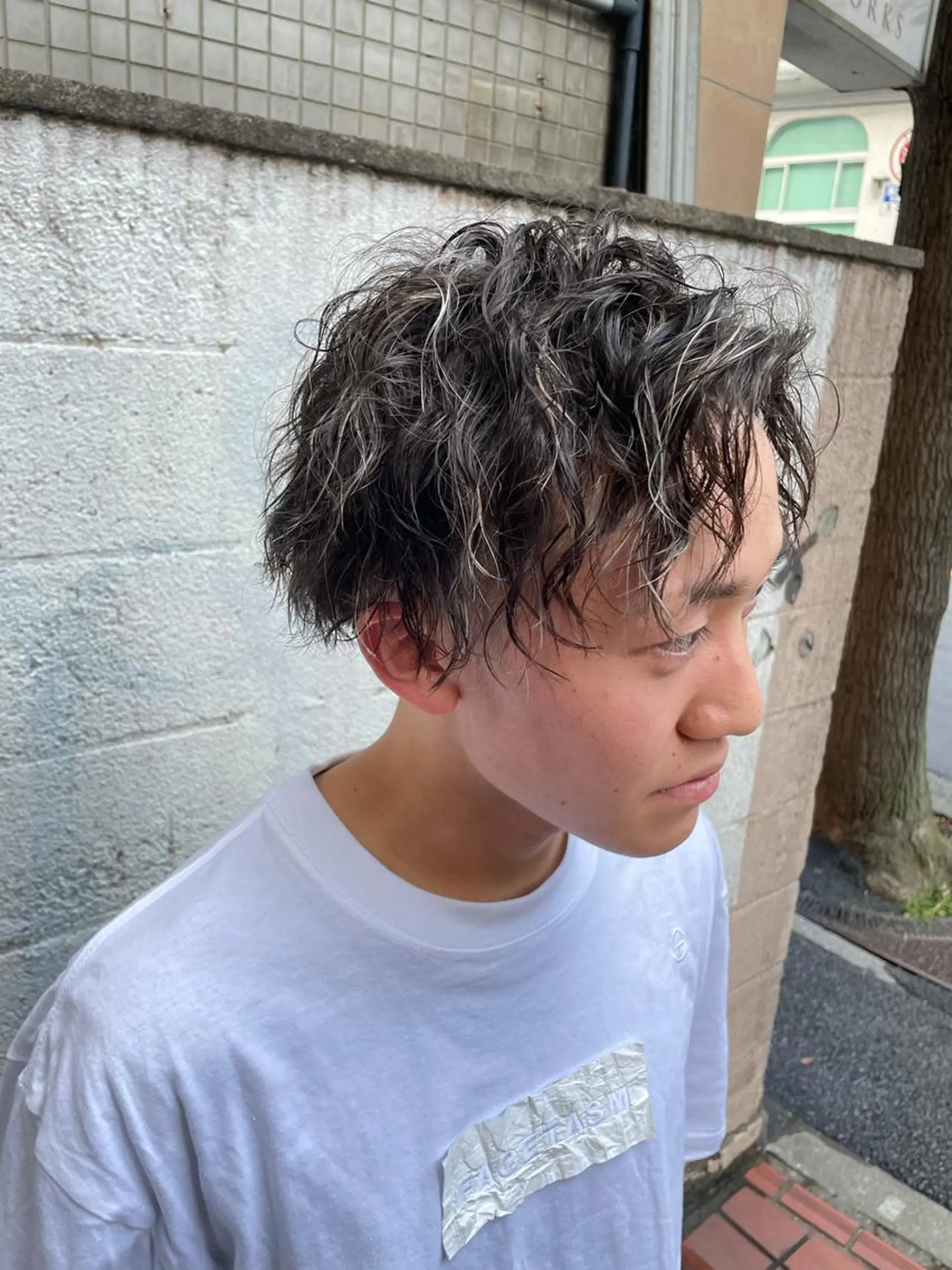 ミディアム 渋谷 ミモザワークス タニグチヨシユキのヘアスタイル