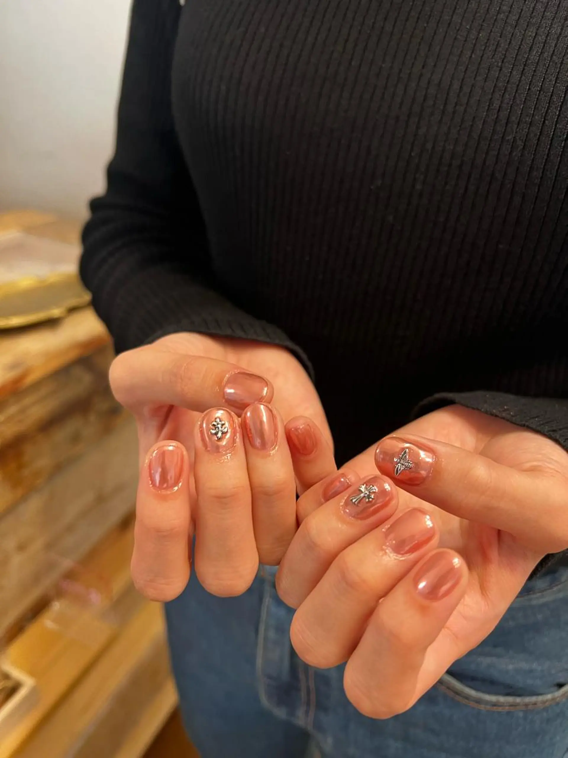 ネイル ハンドネイル フットネイル ハンドケア Nes.Nail所属・Miyagi Asamiのネイルデザイン