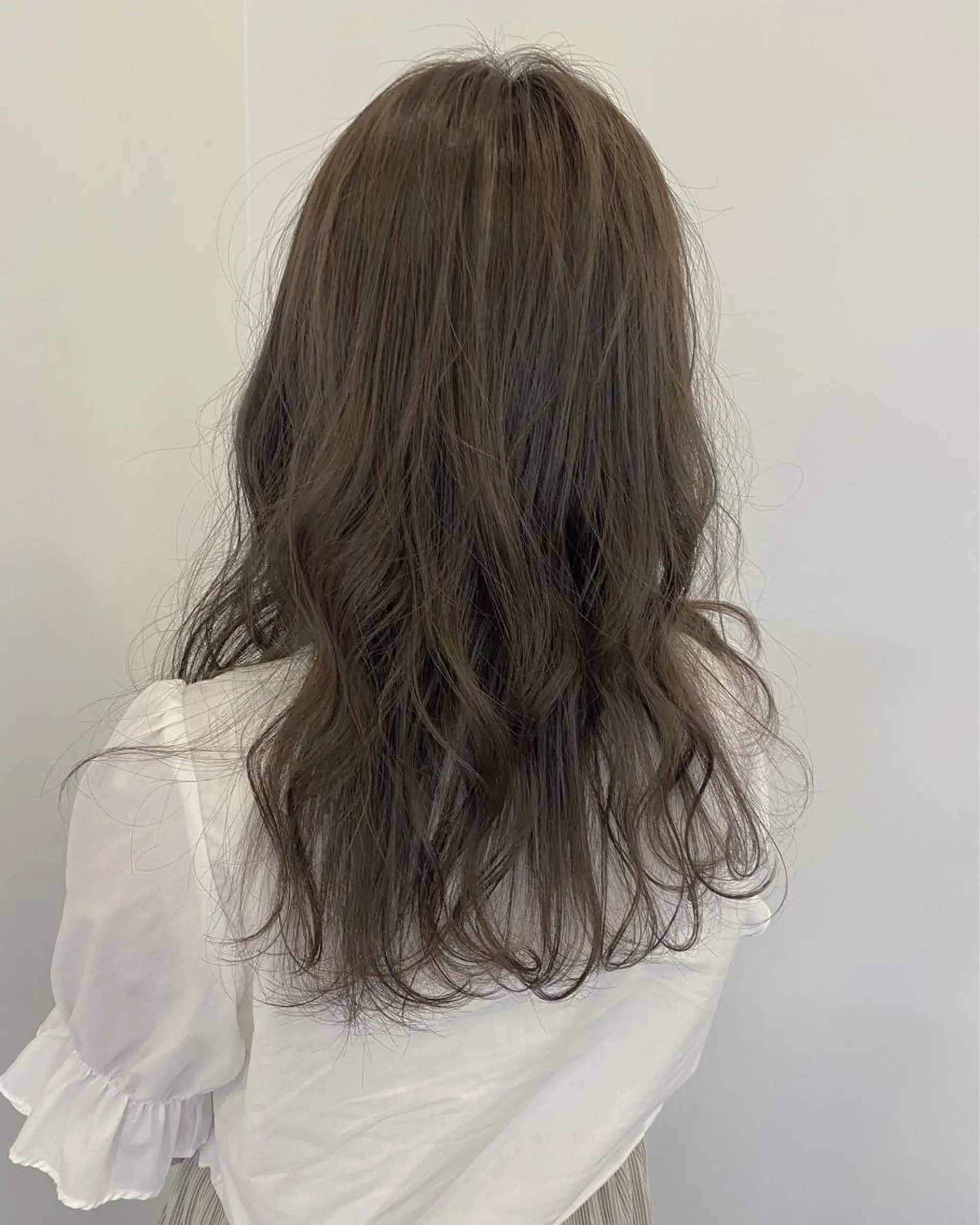 セミロング SALOWIN下北No.R店所属・୨୧柔らかいカラー nozomi ୨୧のヘアスタイル