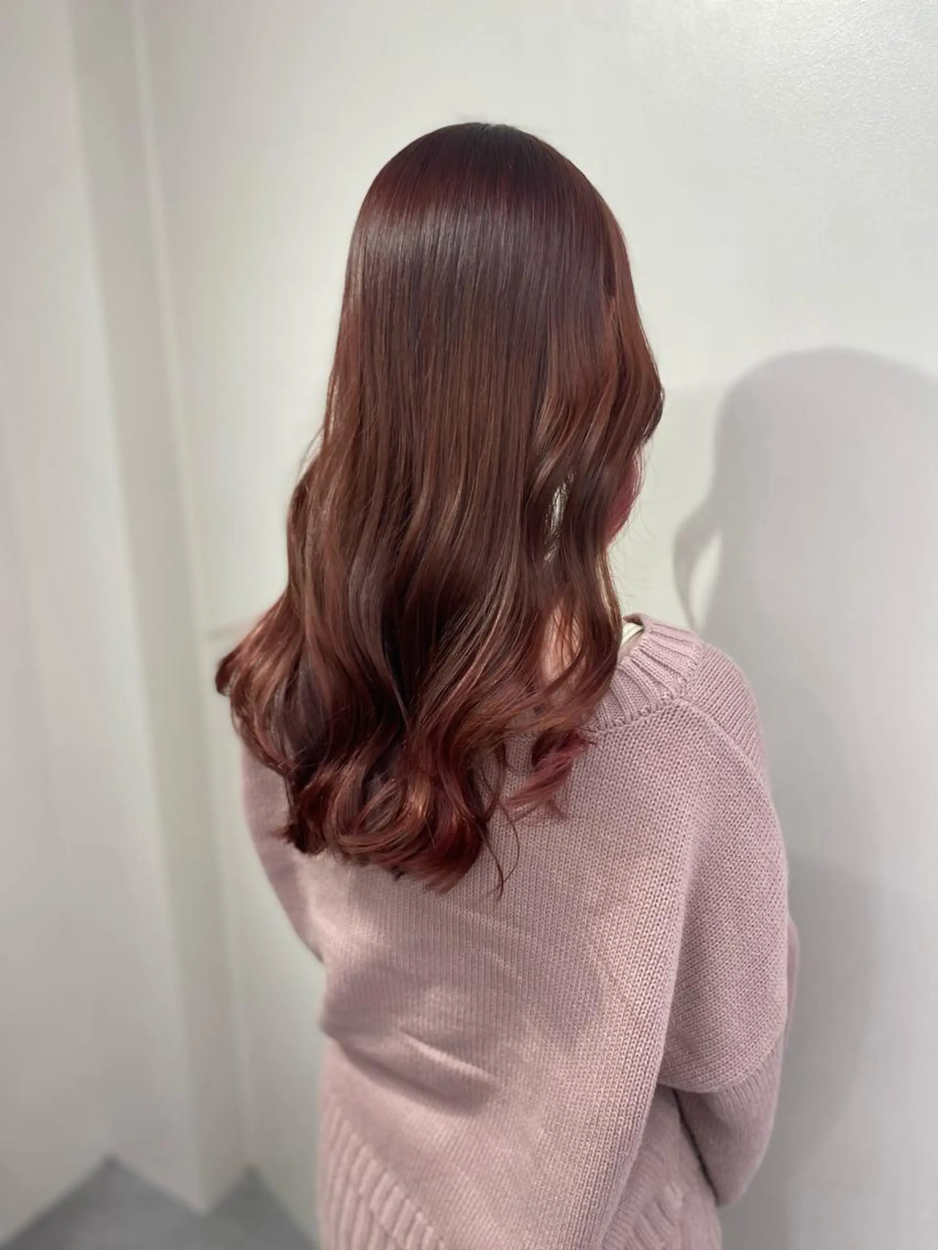 ロング レイヤー・ブリーチ kiyotoshiのヘアスタイル