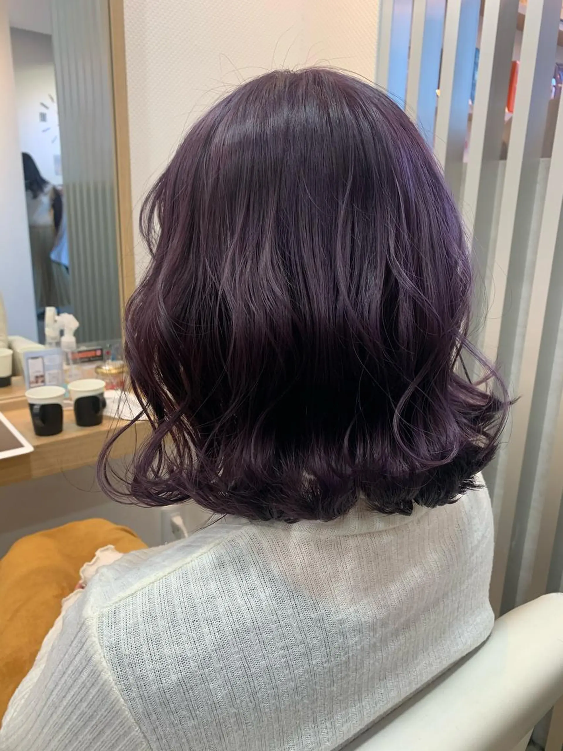 ミディアム カラー アディクシーカラー ブリーチ パープルカラー 透け感✨ダメージレス カラーHana🤍のヘアスタイル