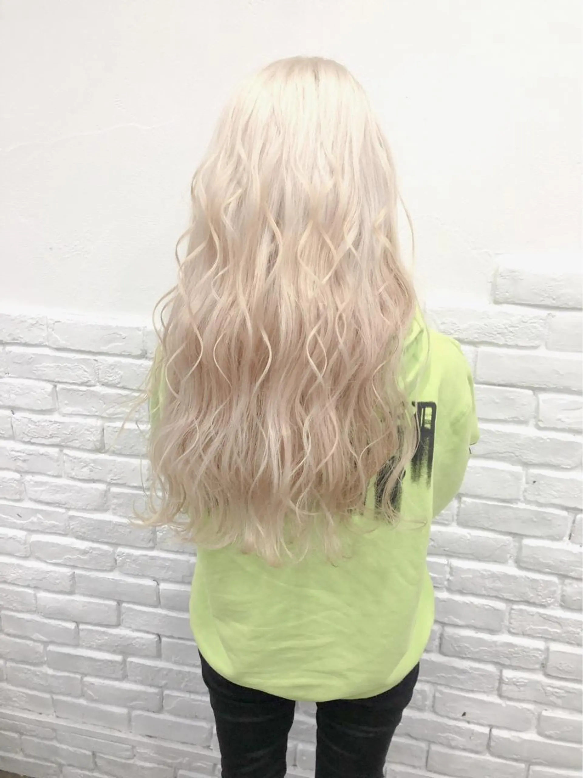 ロング アッシュ ハイライト レイヤーカット カット ヘアカラー トリートメント Selene hair OSAKAのヘアスタイル