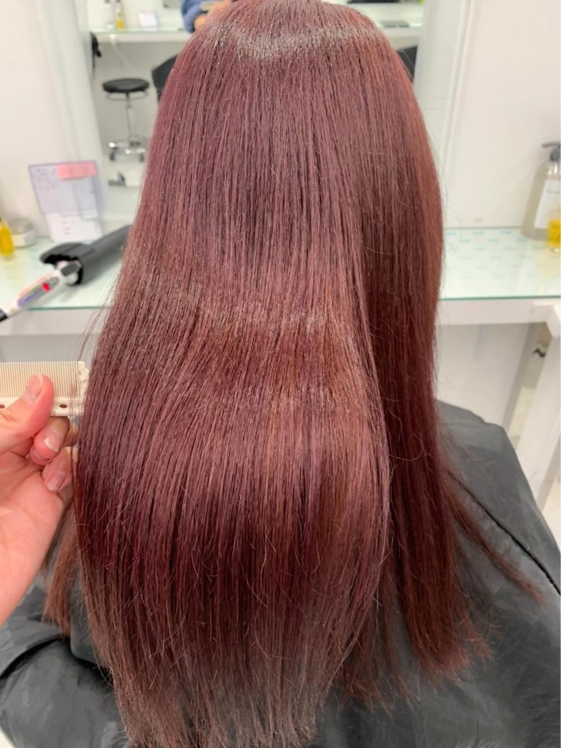 ロング トリートメント メンズレディース お任せください伊織のヘアスタイル