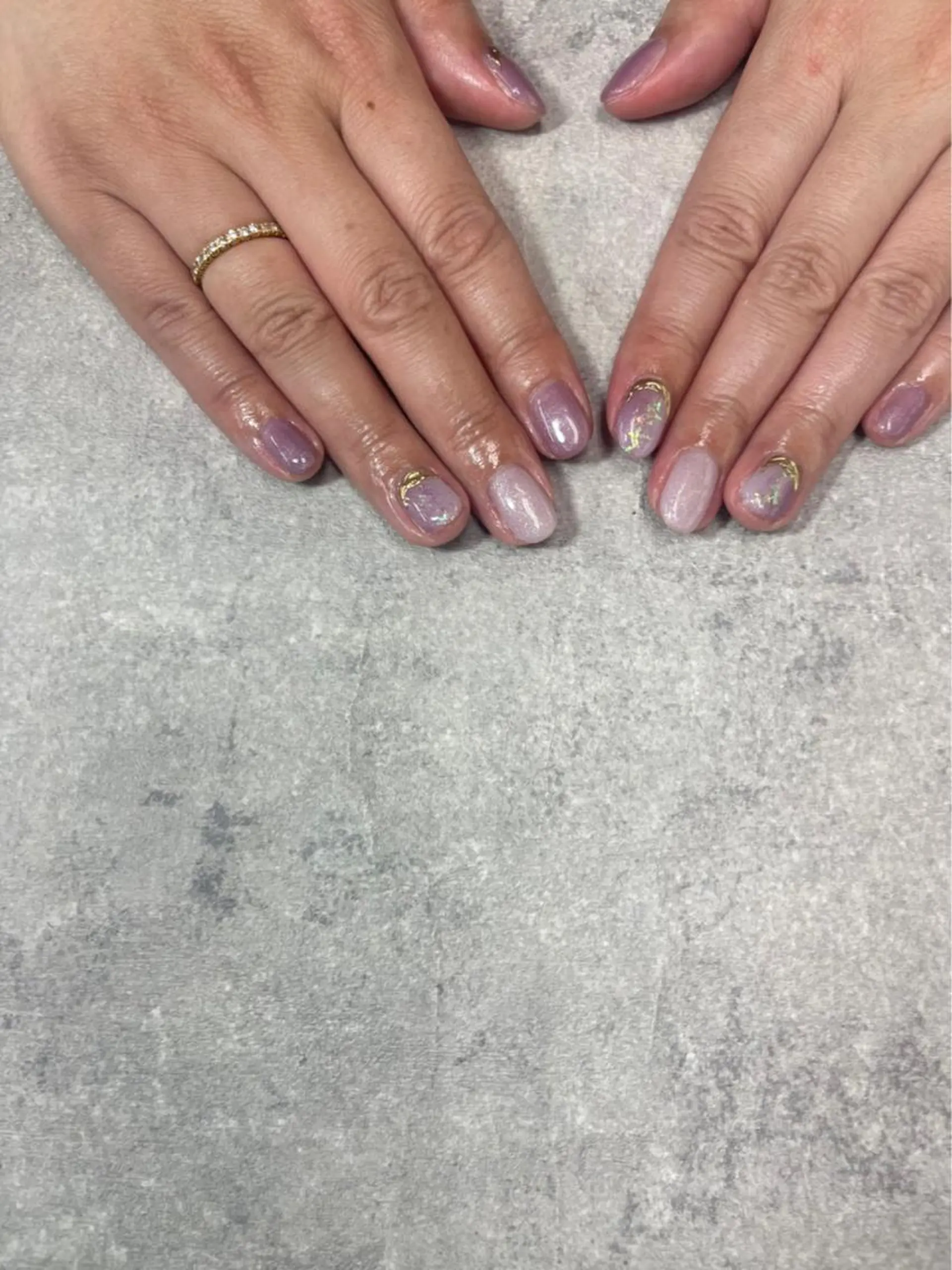 ネイル アートネイル オーロラネイル フレンチネイル ジェルネイル ガラスフレンチ FASTNAIL PLUS 新宿店のネイルデザイン